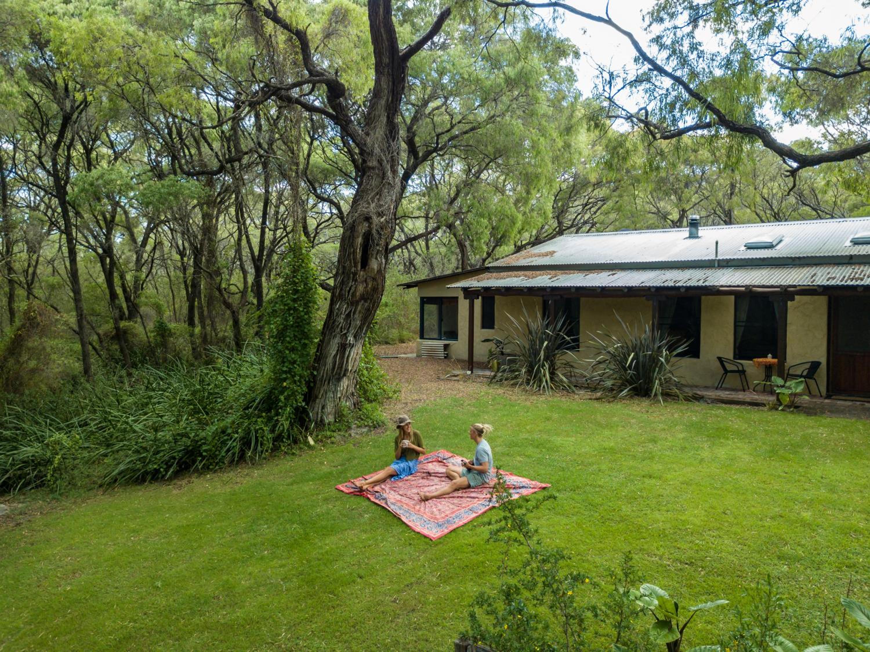 William Bay Cottages