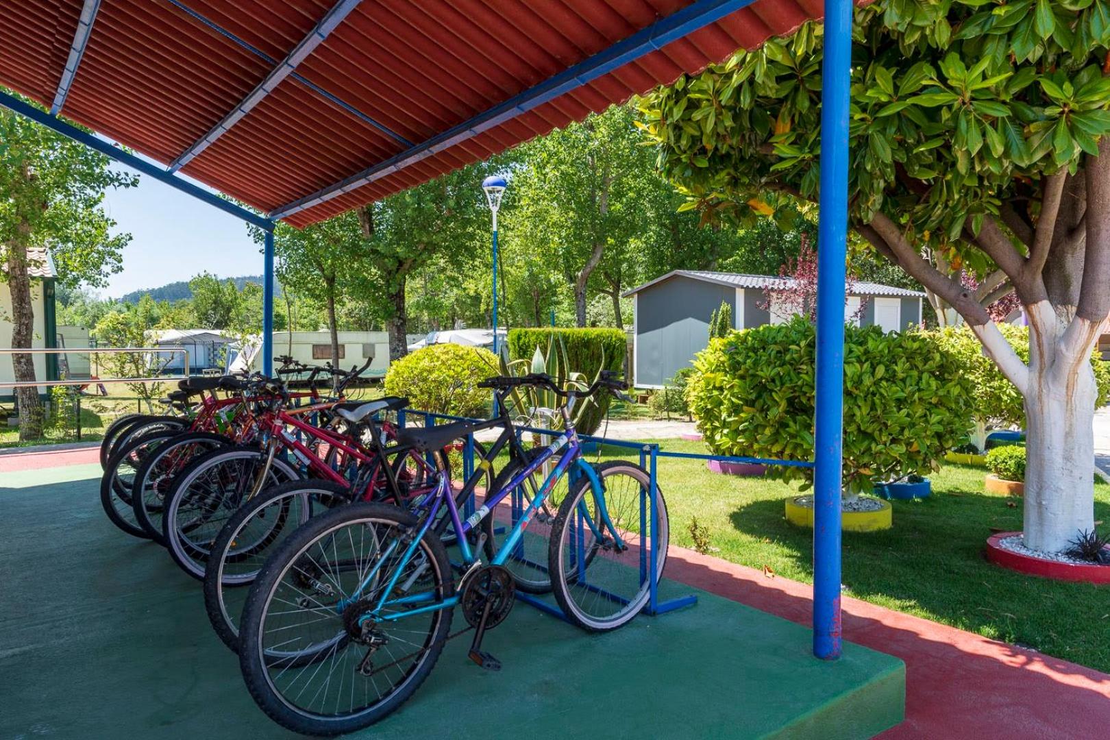 Camping Santa Tecla