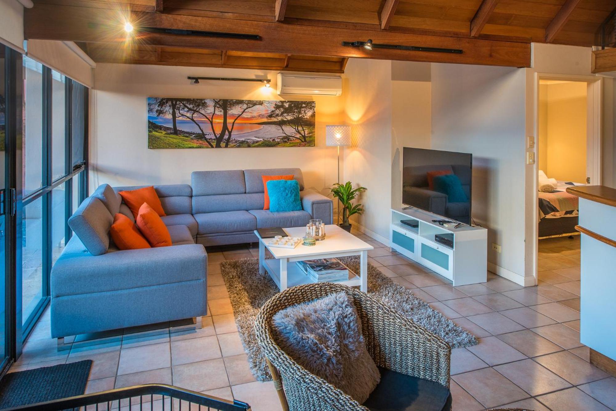 Whalers Cove Villas