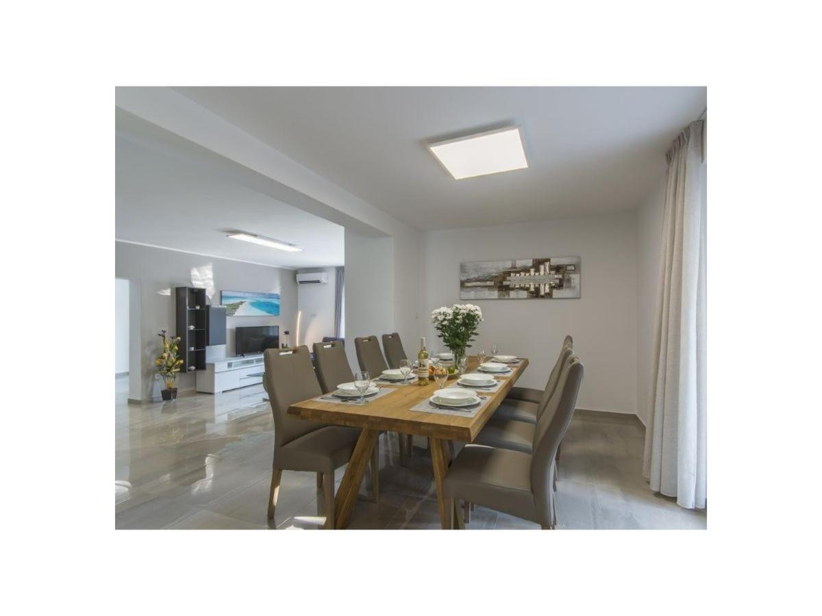 Villa Romi M - Property Image 16