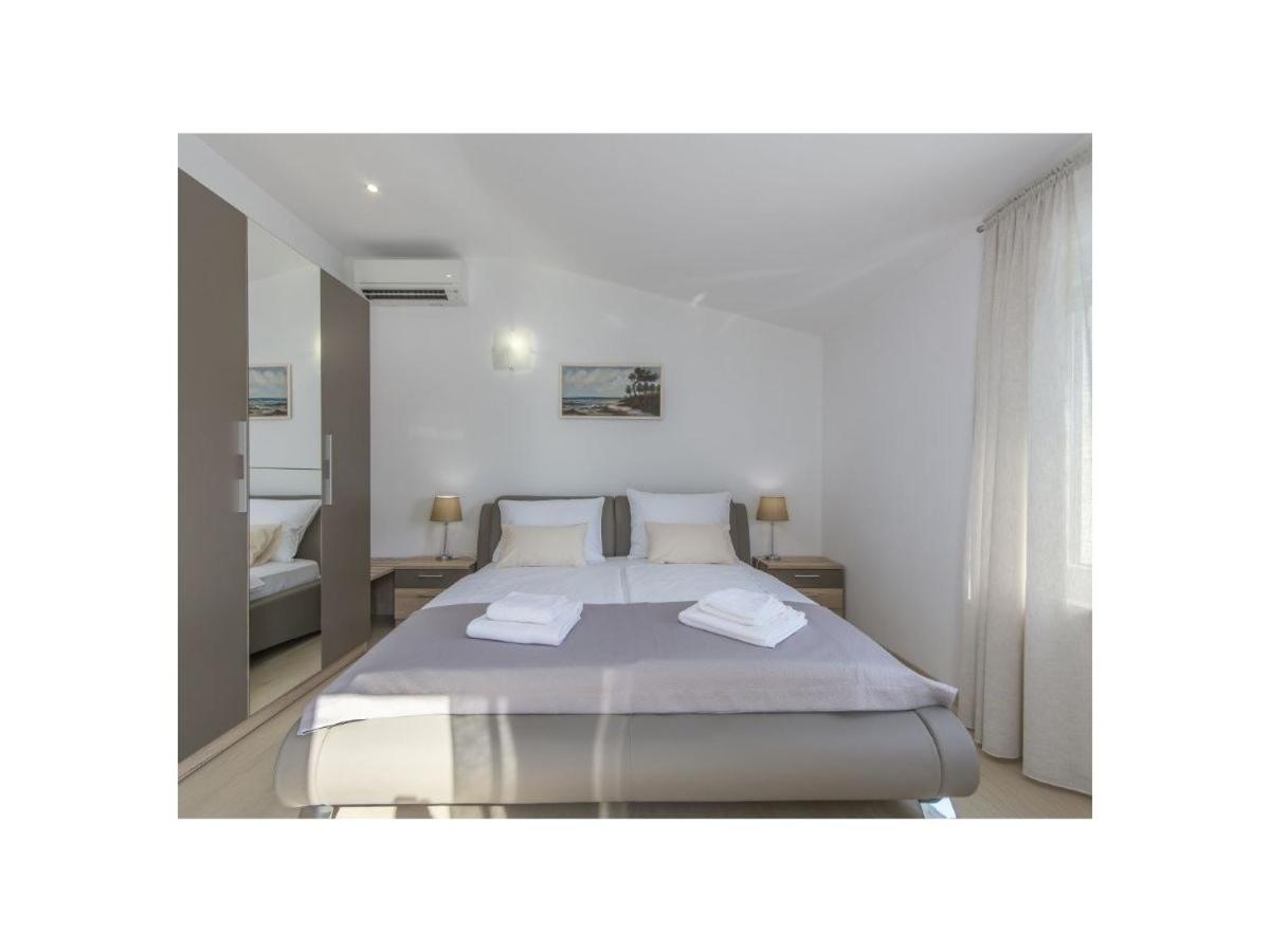 Villa Romi M - Property Image 10