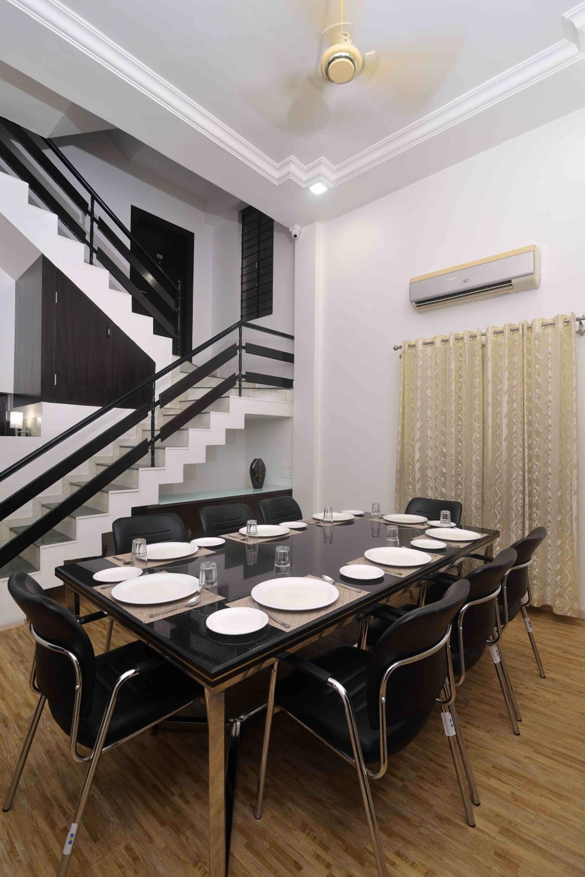 ShreeVilla Corporate Guest House view 4