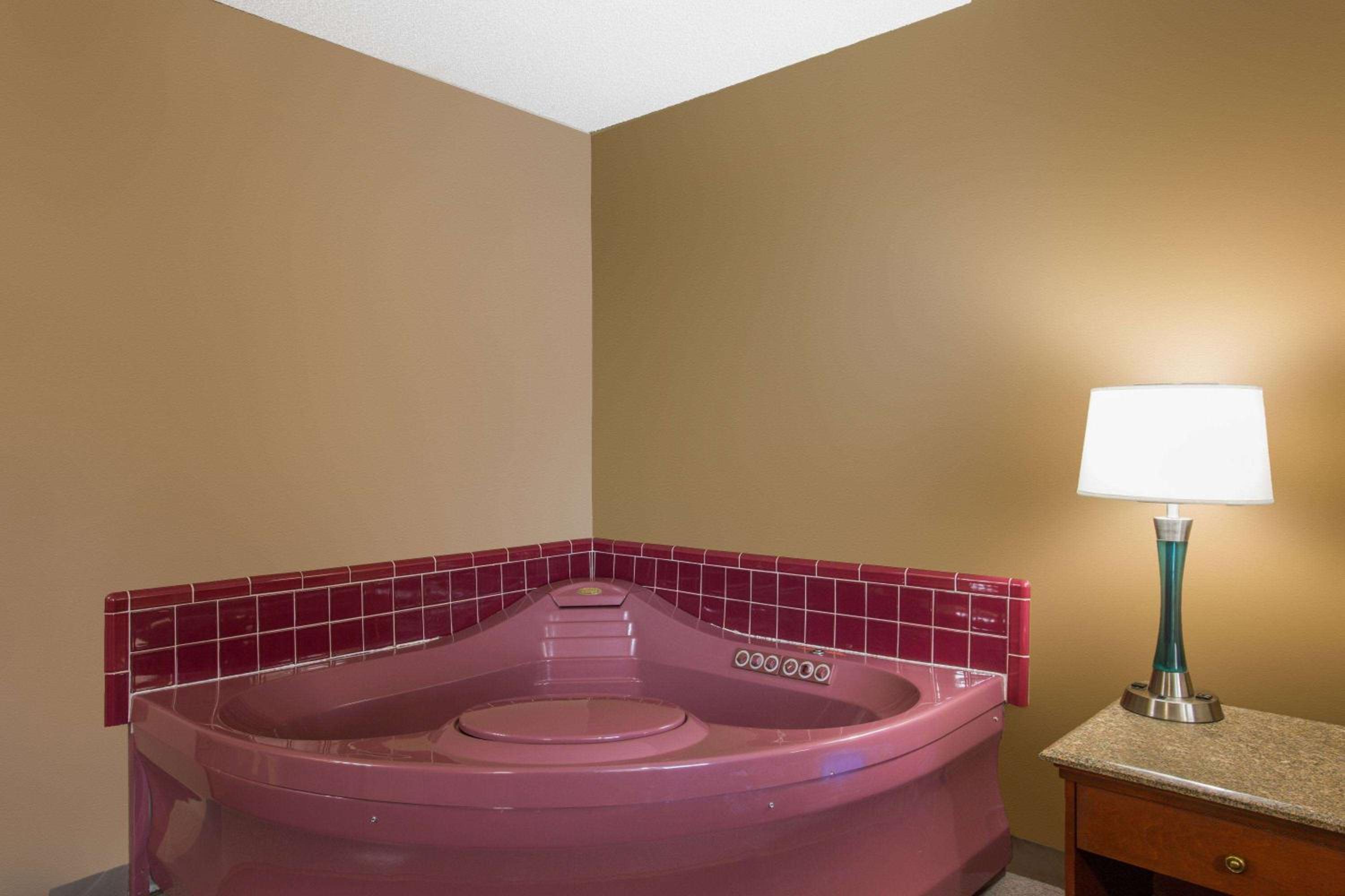 Baker City Vacations - Super 8 by Wyndham Baker City - Property Image 30