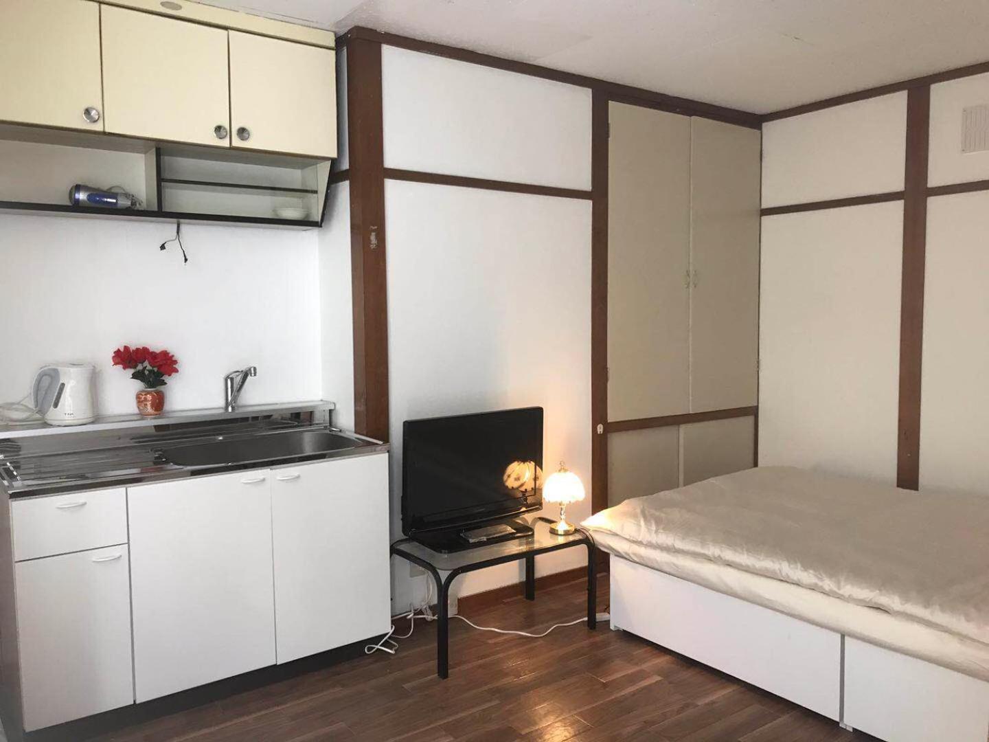 Happy Apartment