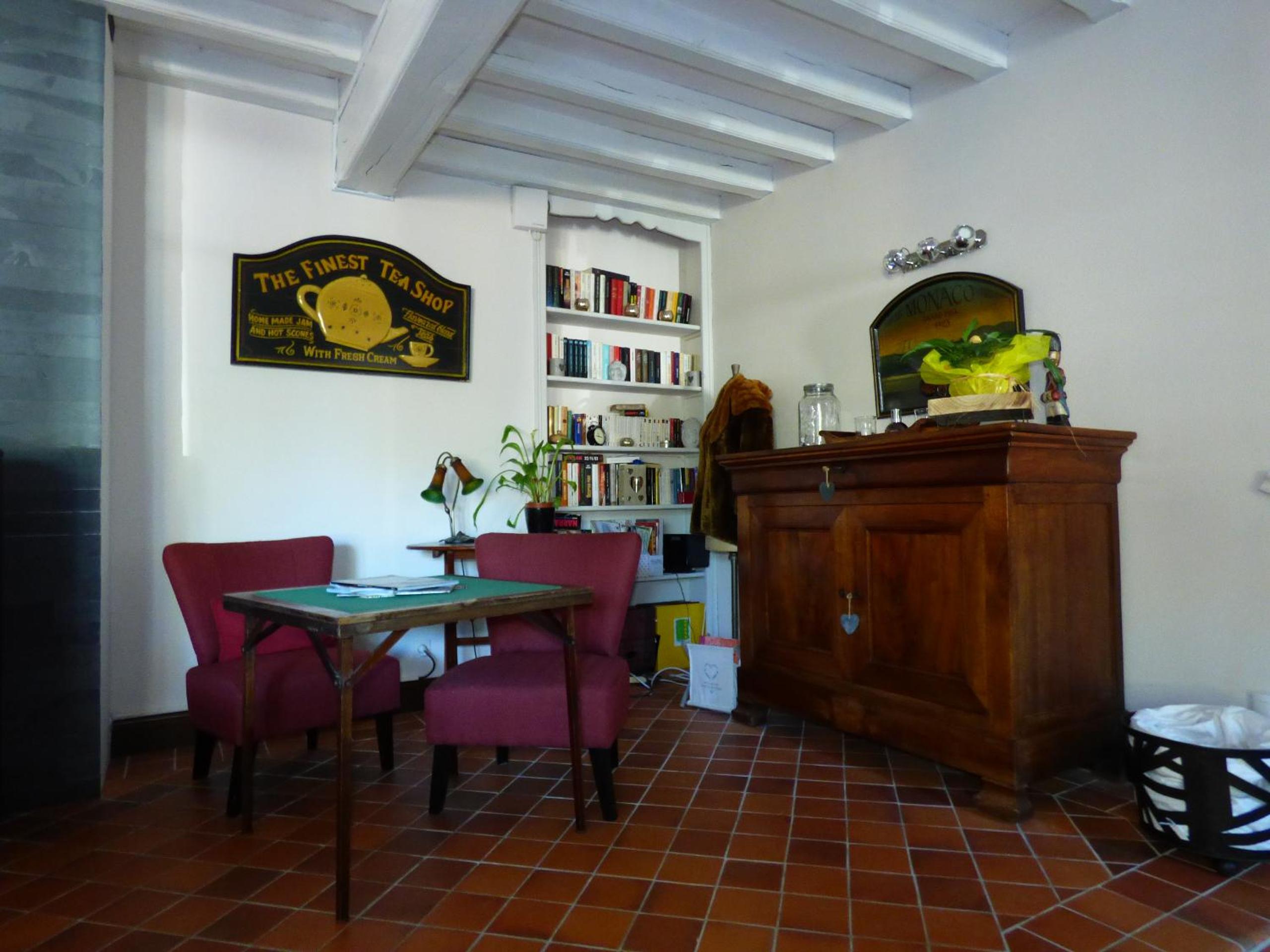 Photo 12