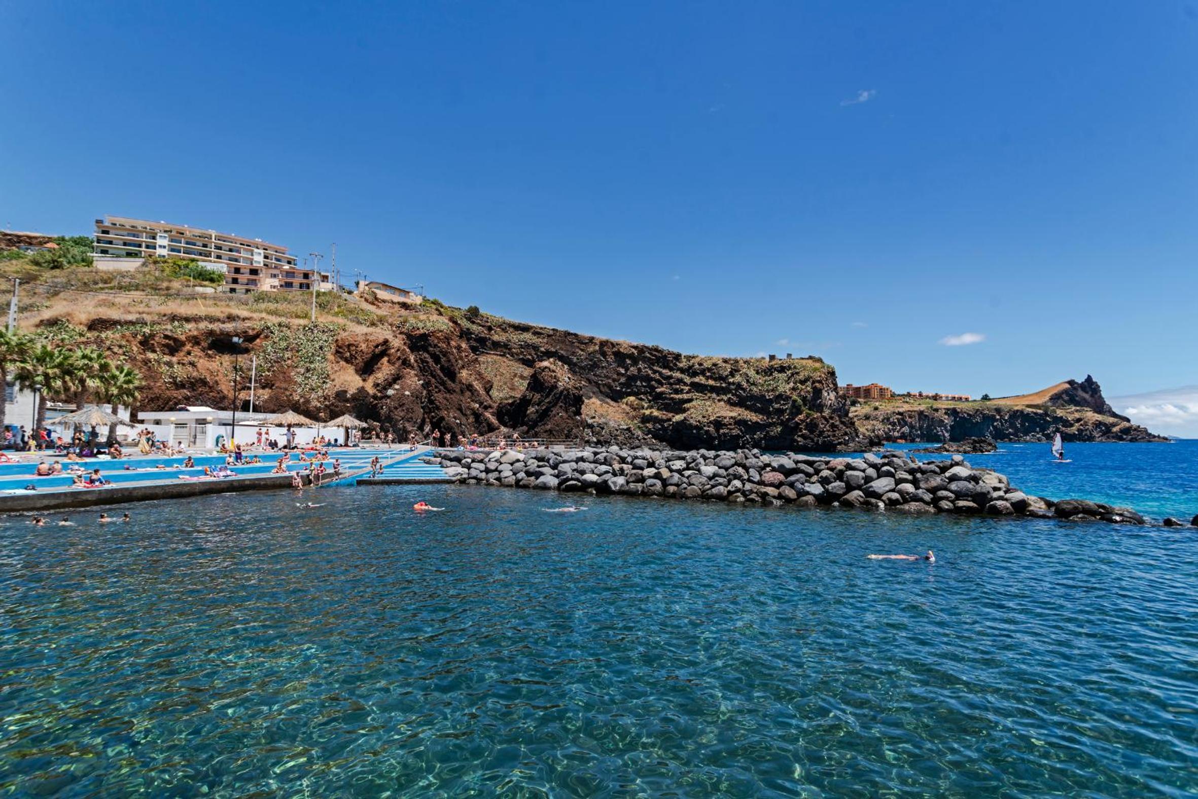 Reis Magos II by An Island Apart