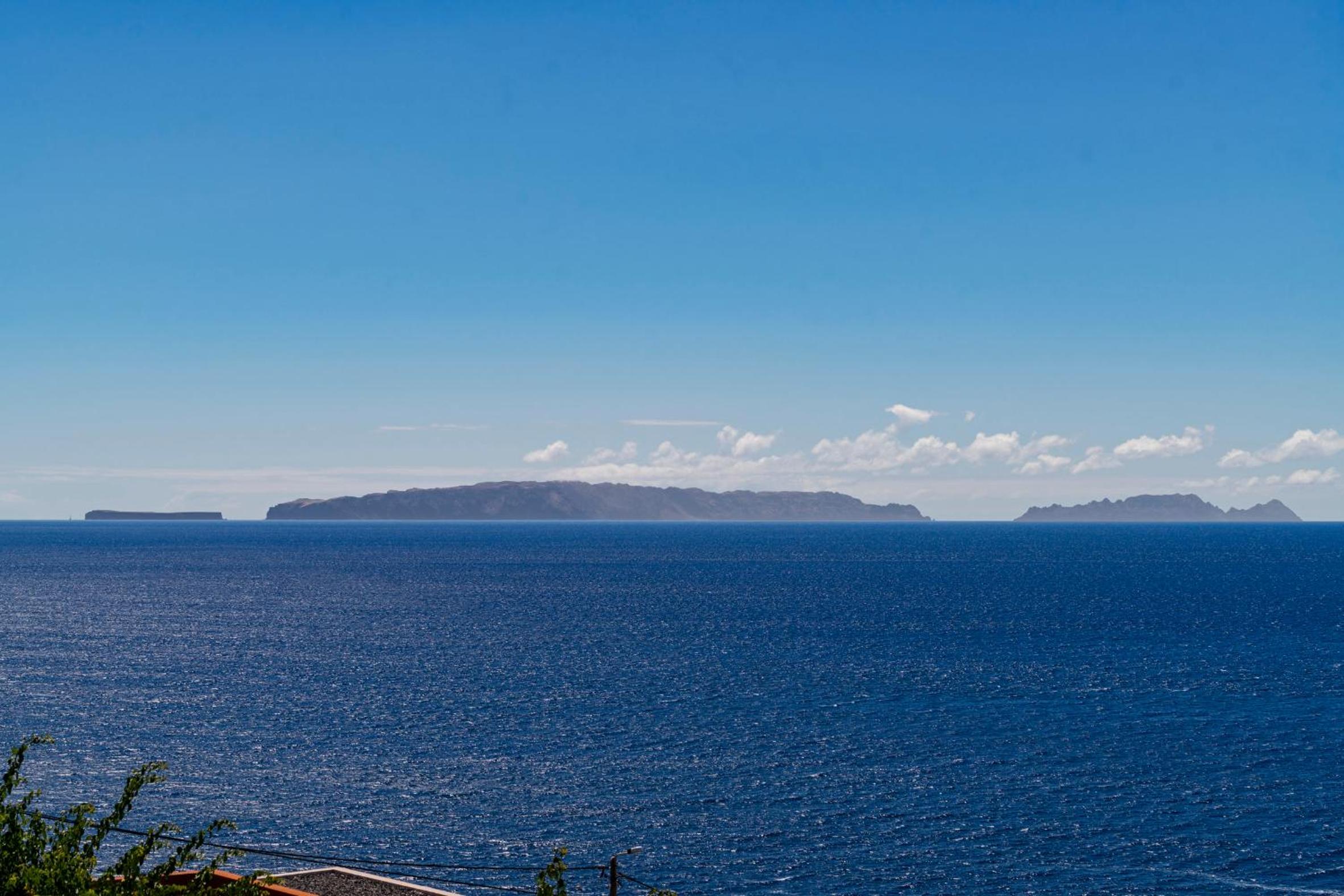 Reis Magos II by An Island Apart