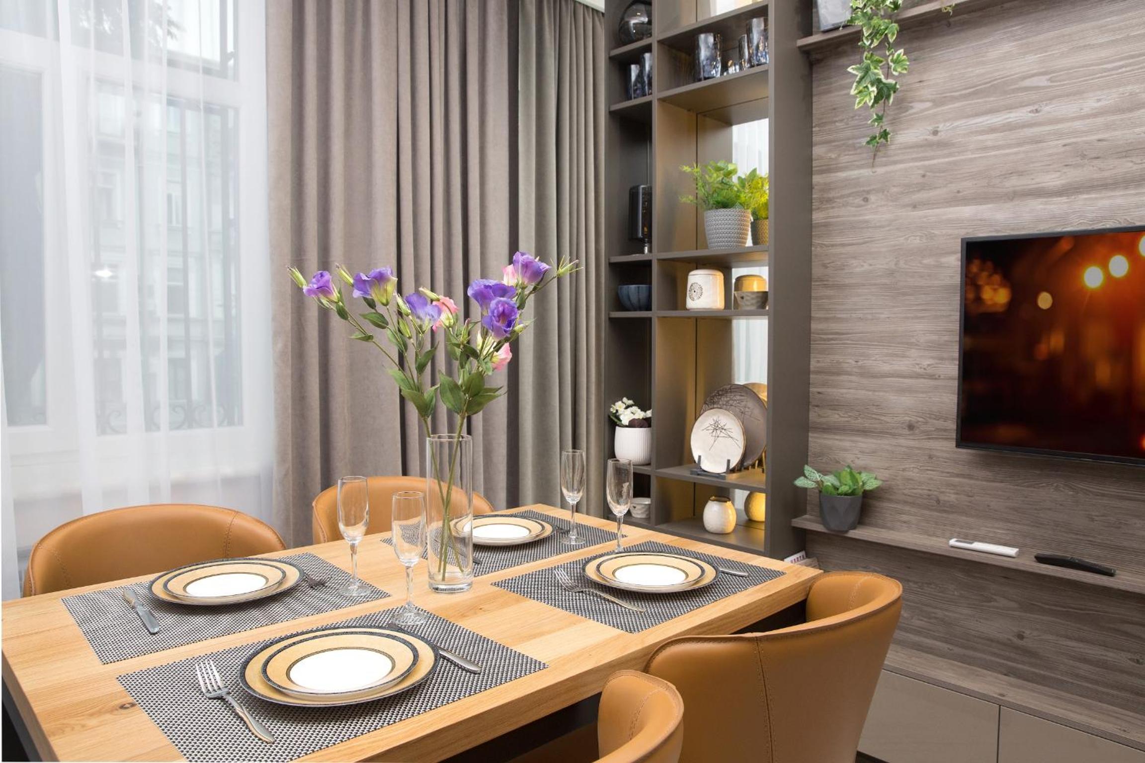 City Garden Apartments view 5