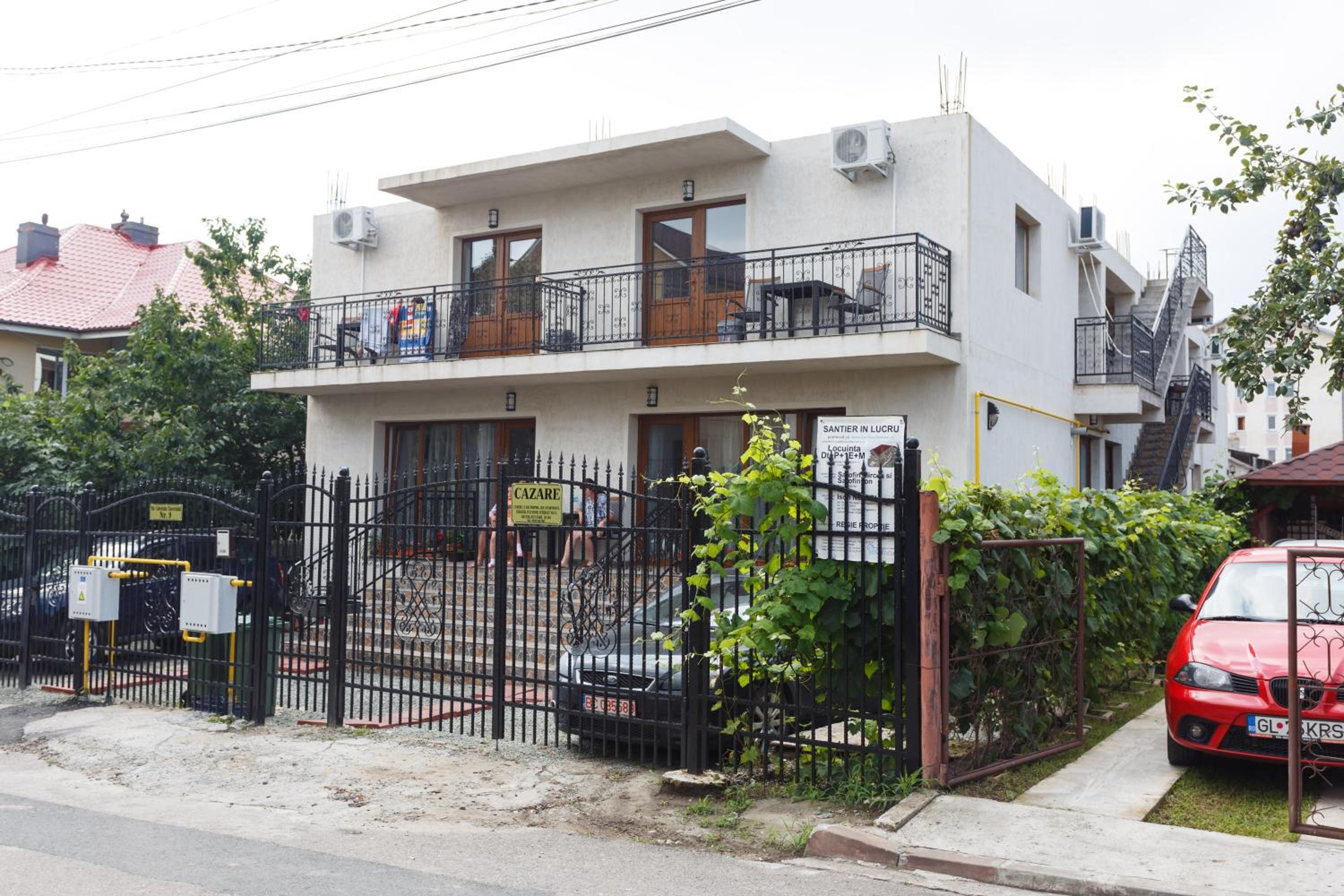 Vila Sarofin
