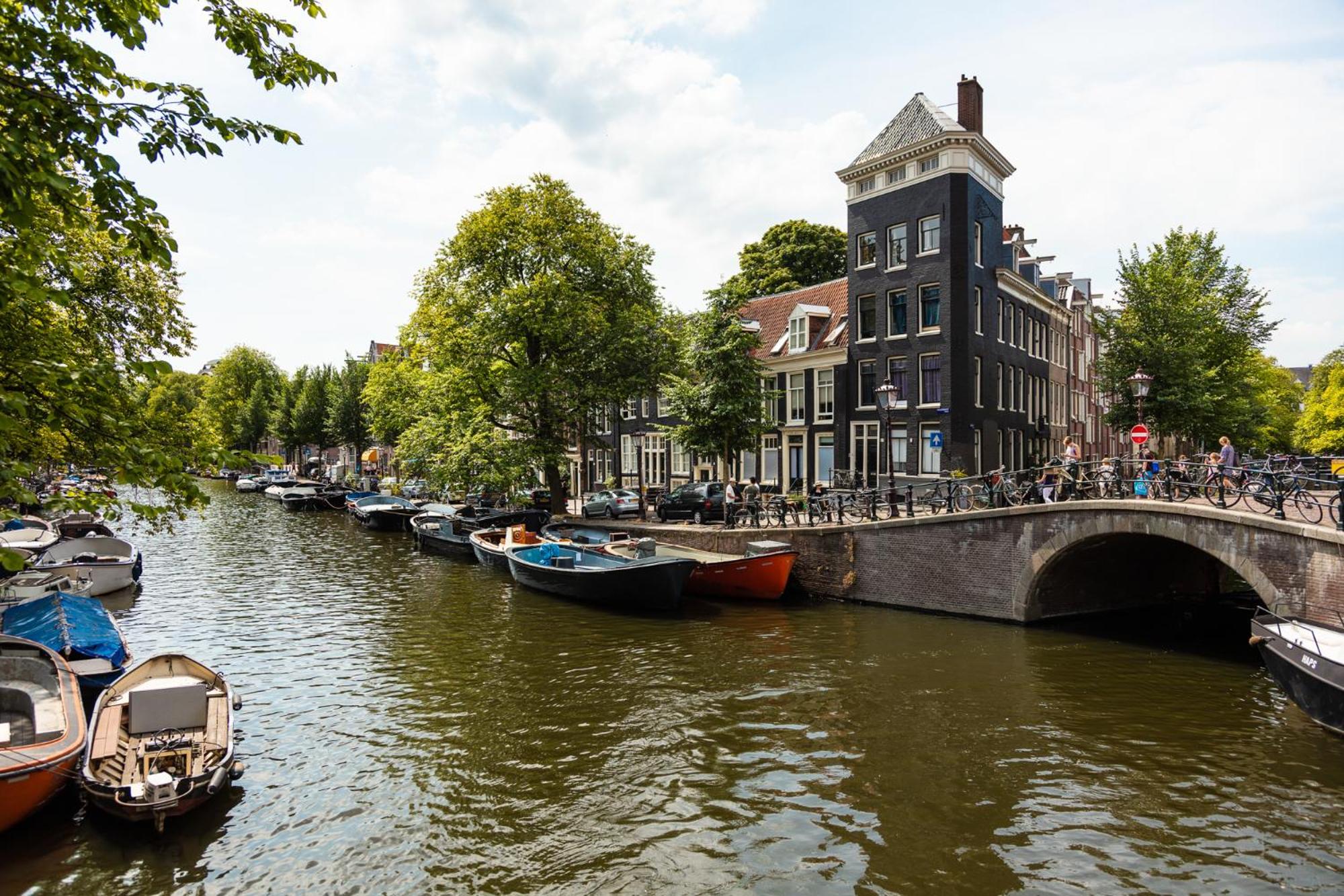 Canal Wow Suites Amsterdam