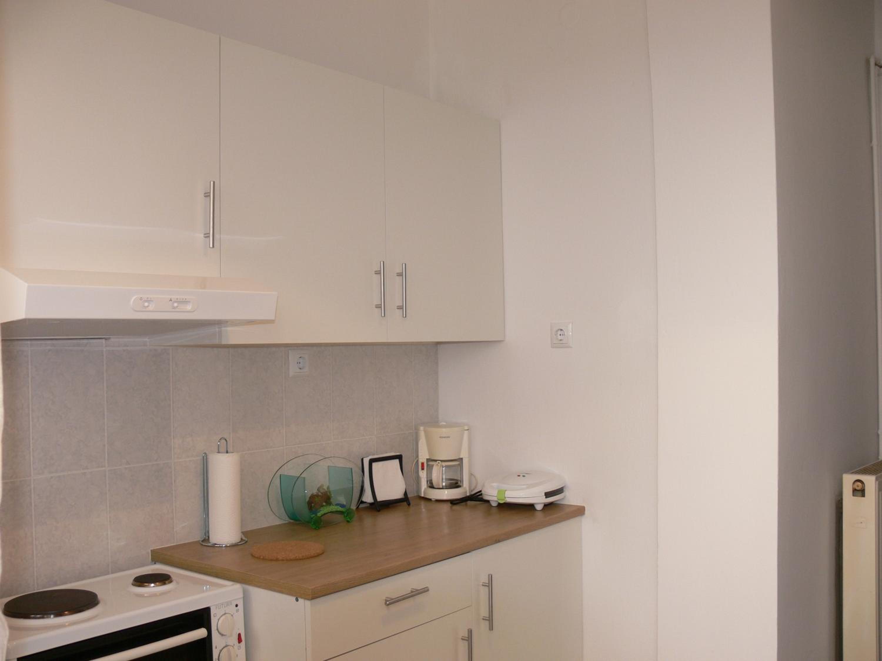 Eleni Apartments