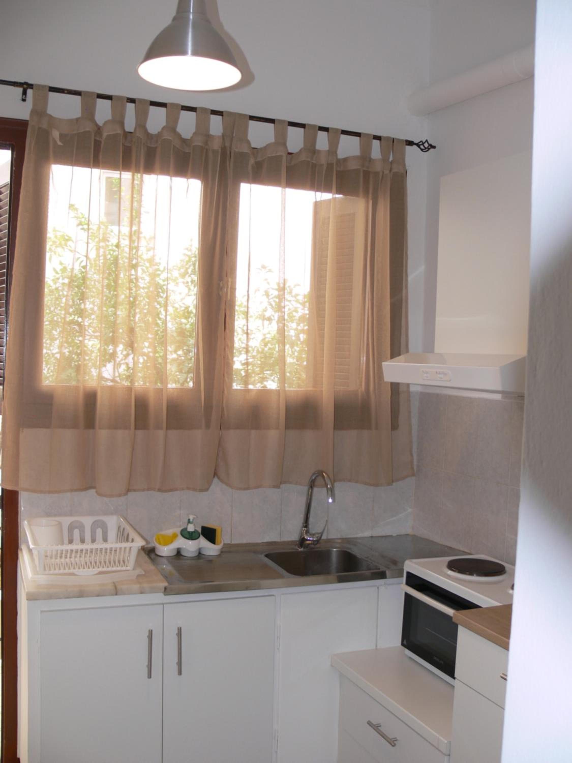 Eleni Apartments