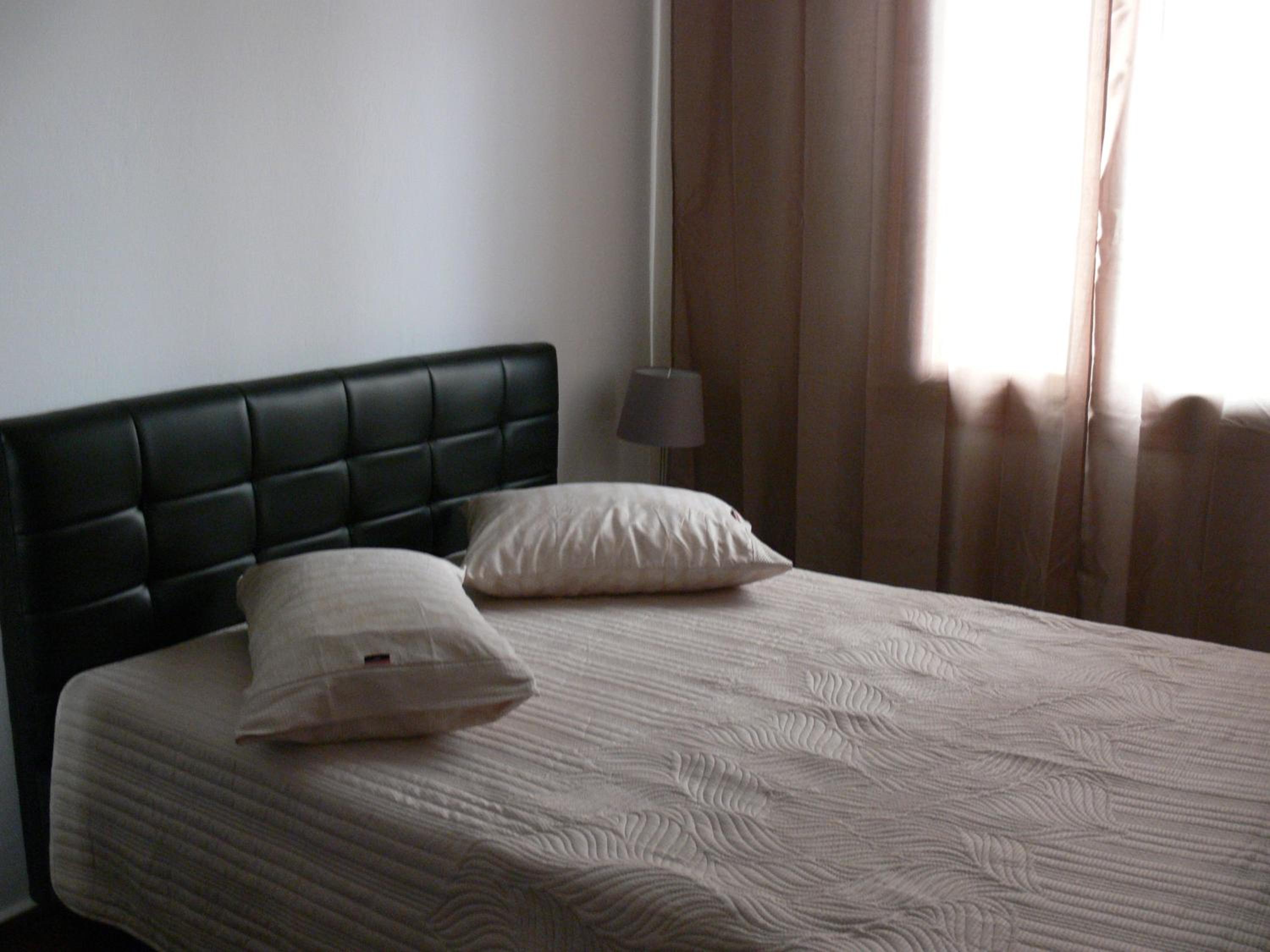 Eleni Apartments