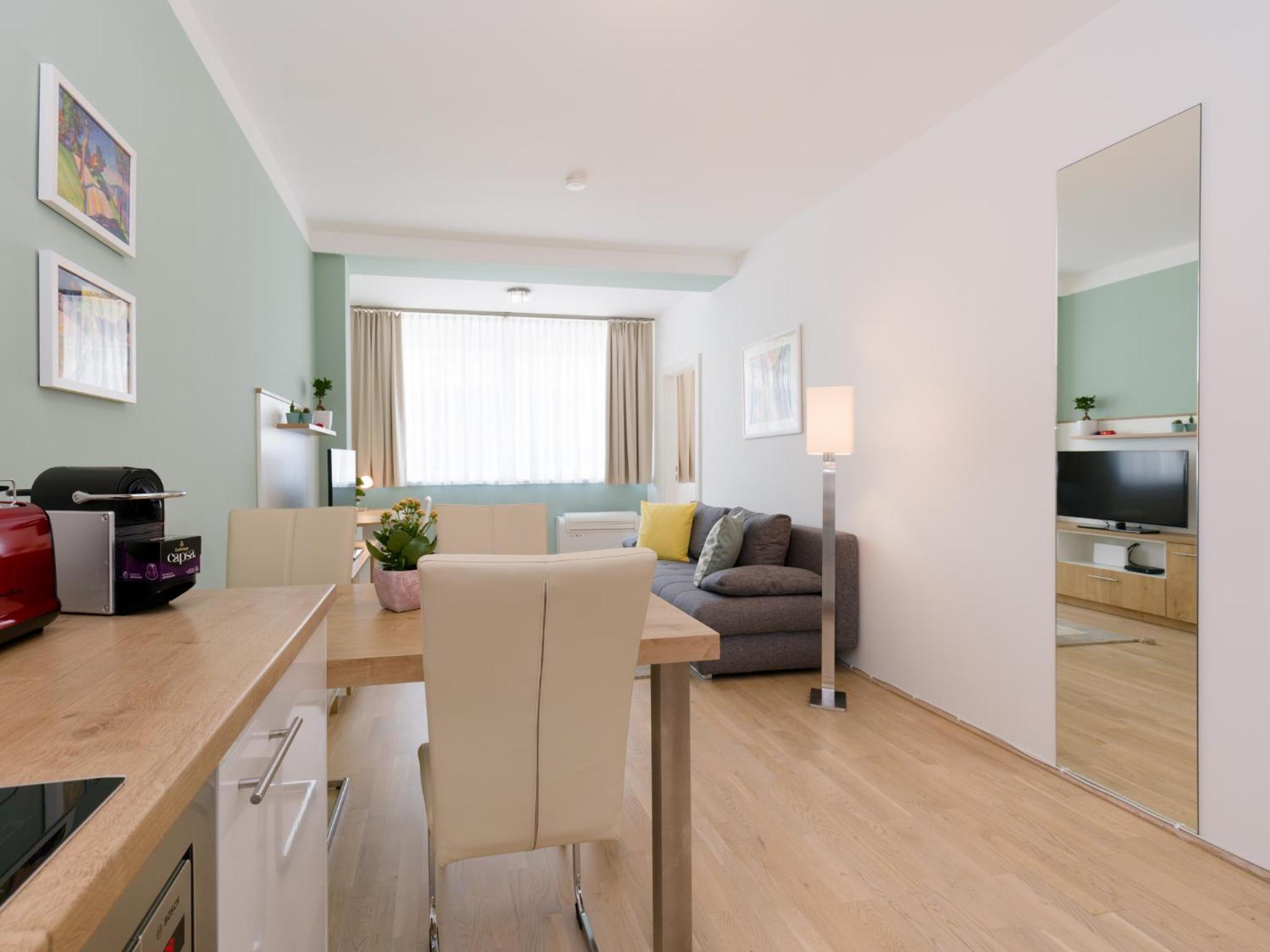 Christian Apartments Oper - contactless check in