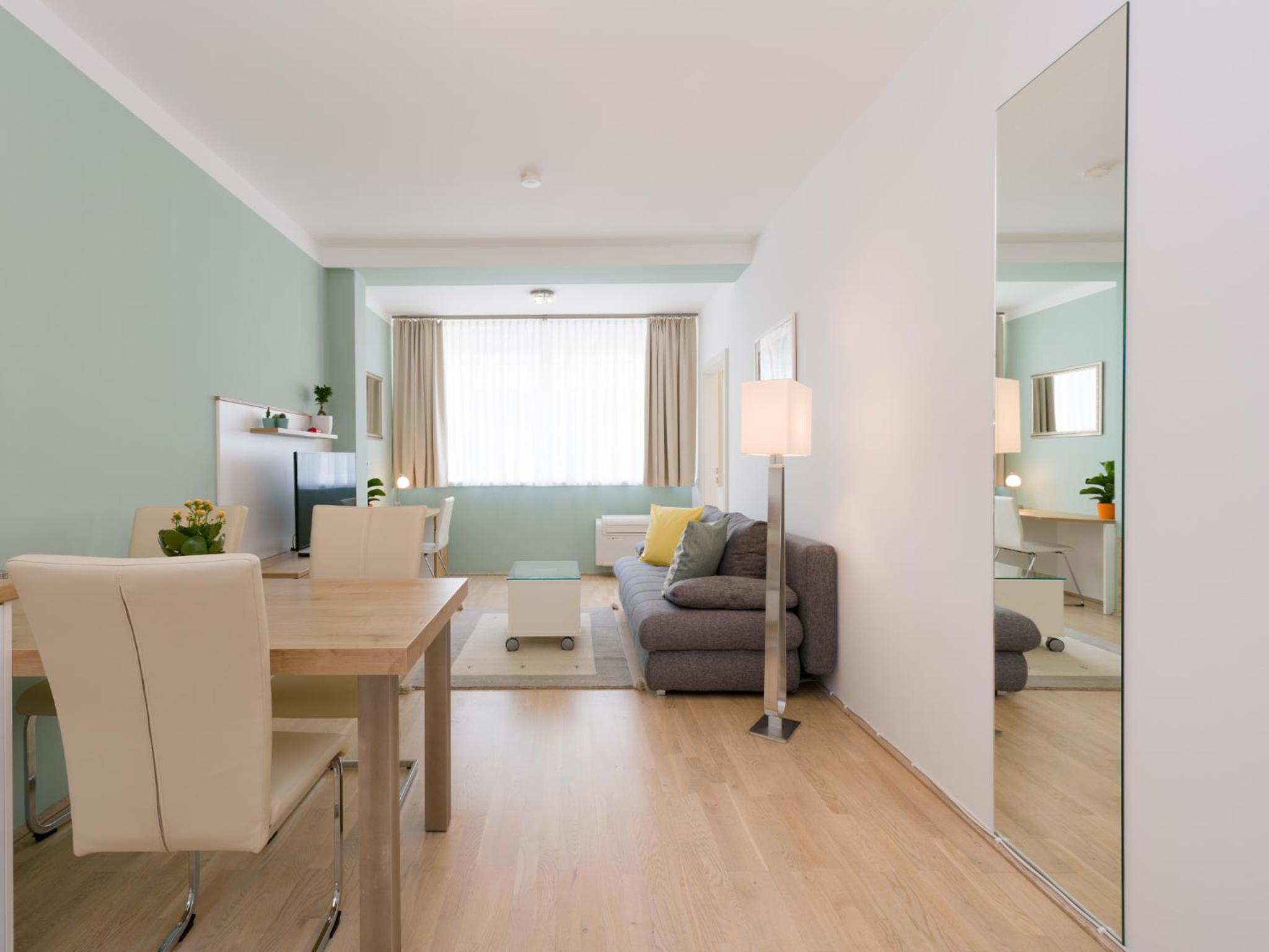 Christian Apartments Oper - contactless check in