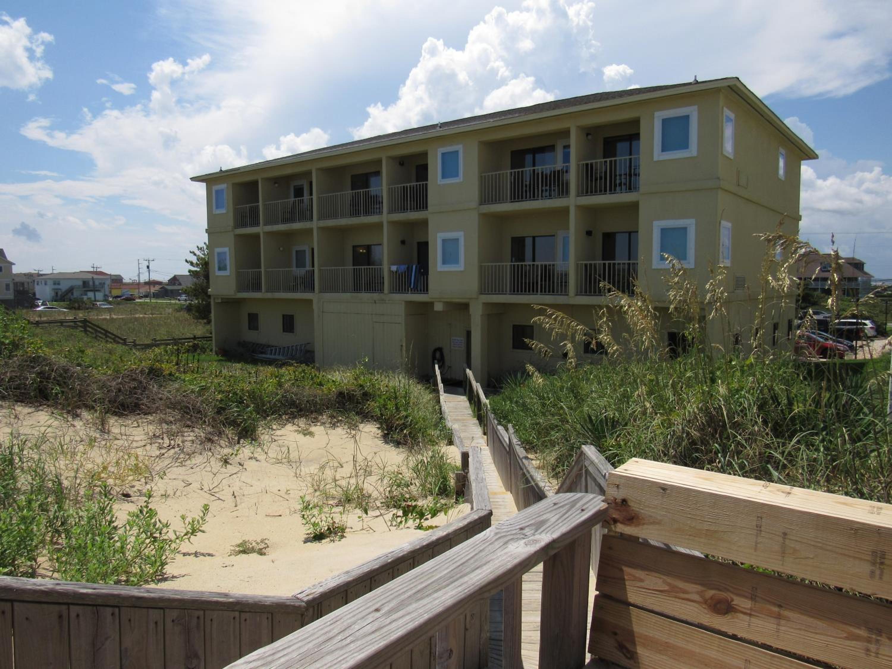 Surf Side Hotel