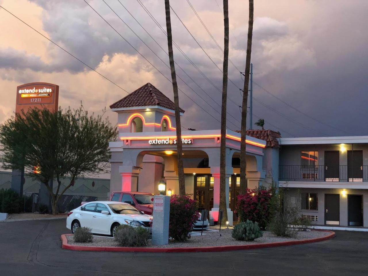 Extend-a-Suites Phoenix view 4