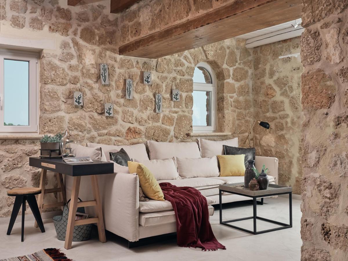 Arismari Luxury Villas