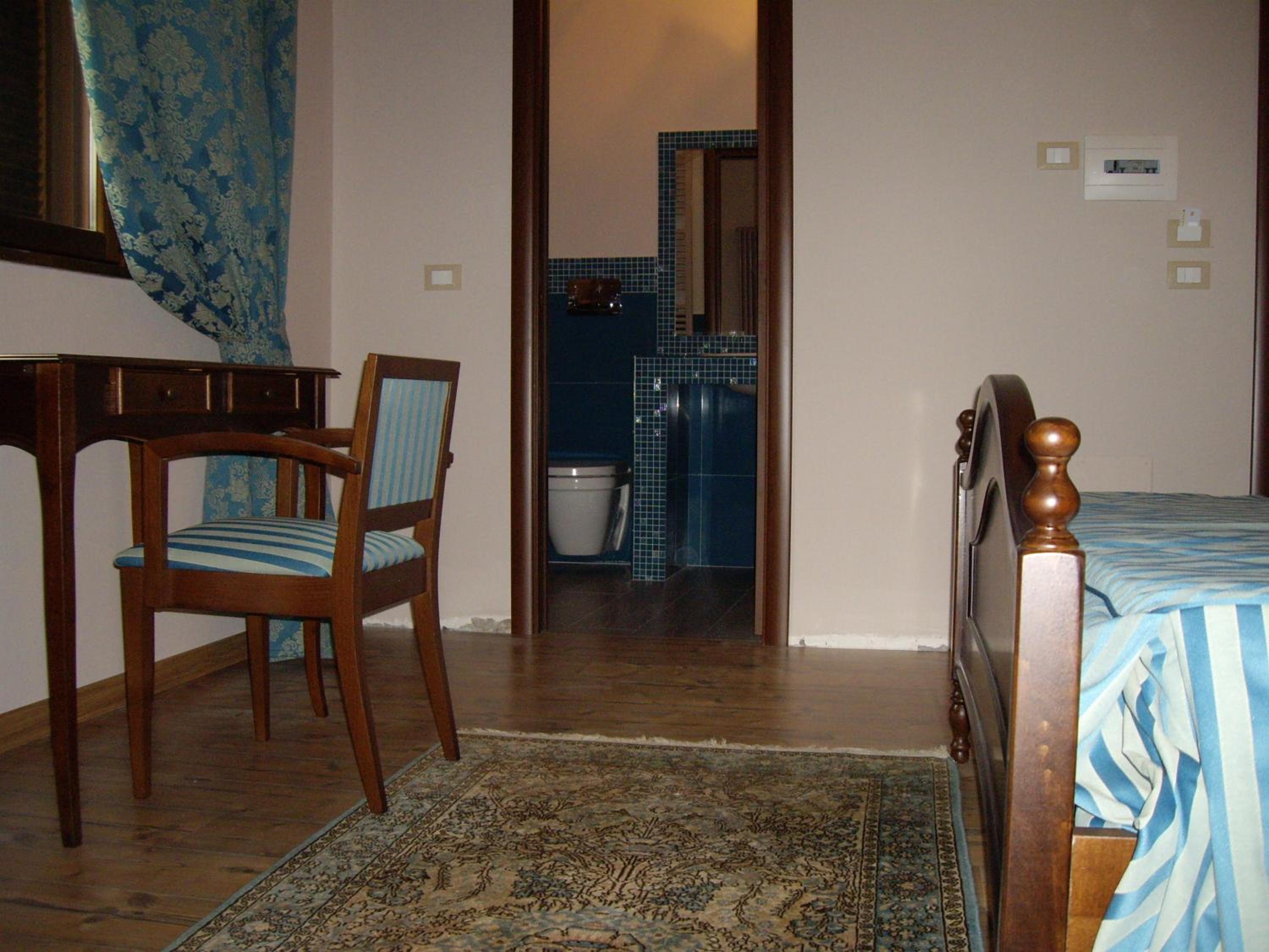 Photo 25