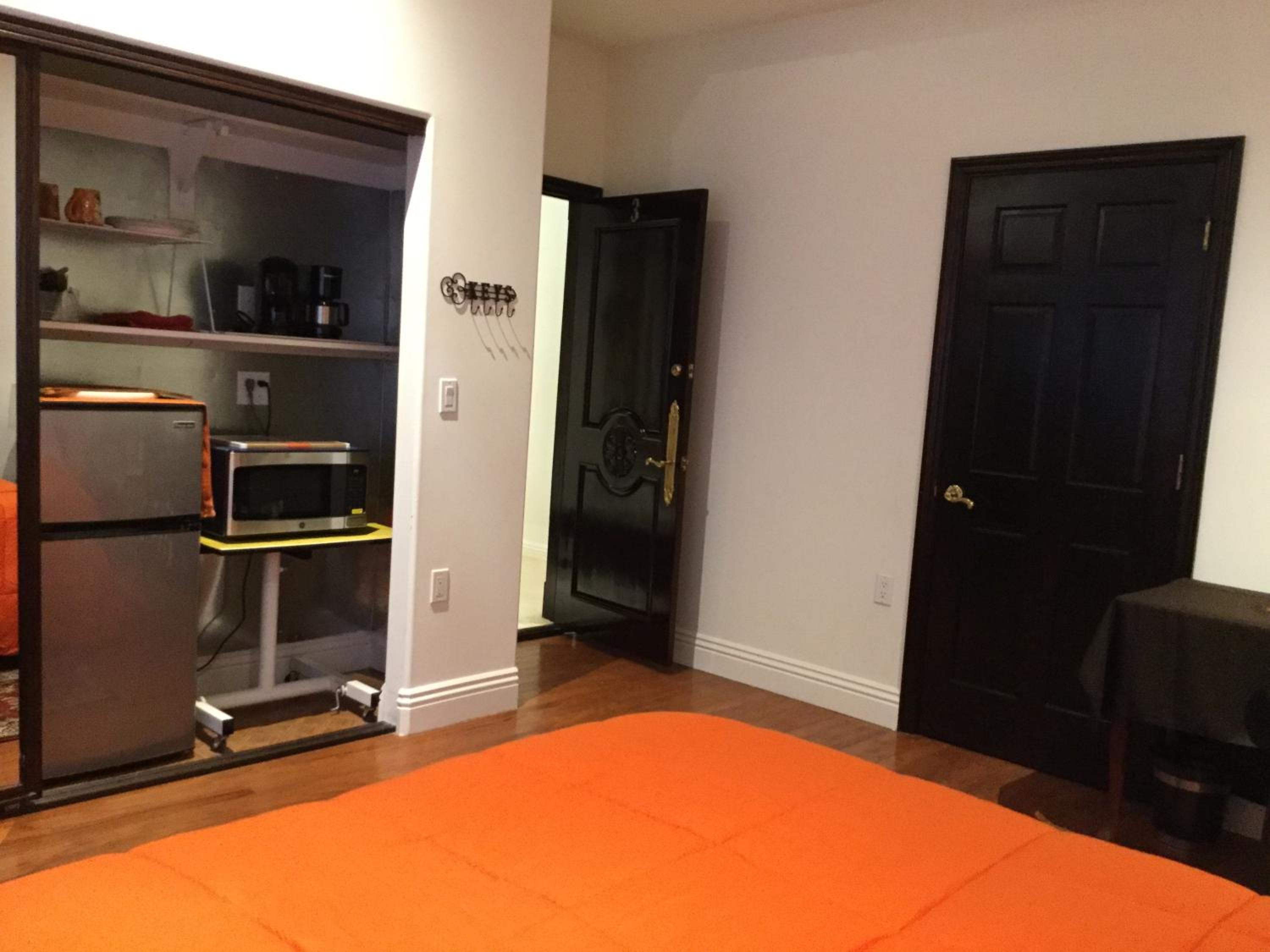 Entire Second Flr - Santa Monica Luxury Roman Villa