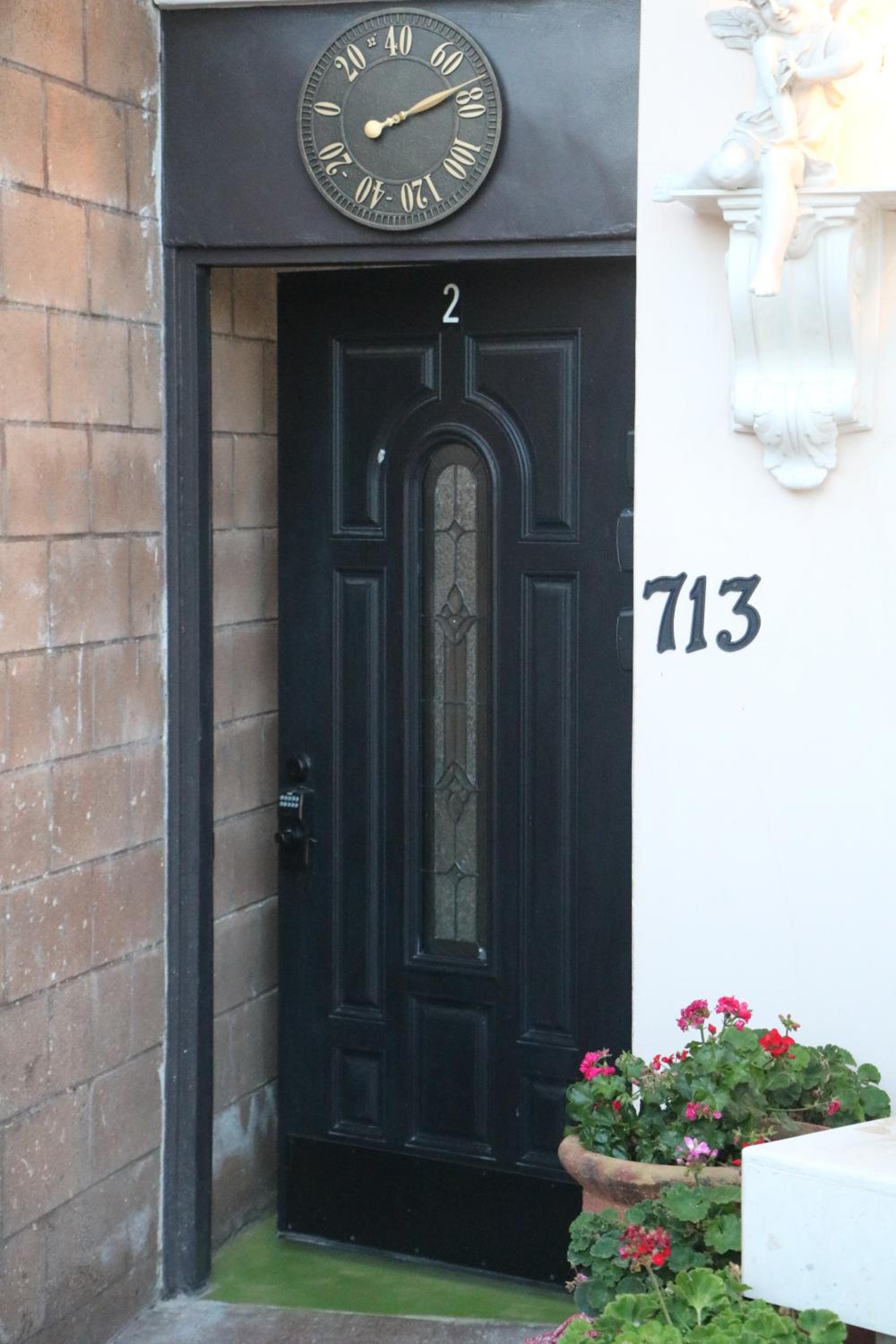 Entire Second Flr - Santa Monica Luxury Roman Villa
