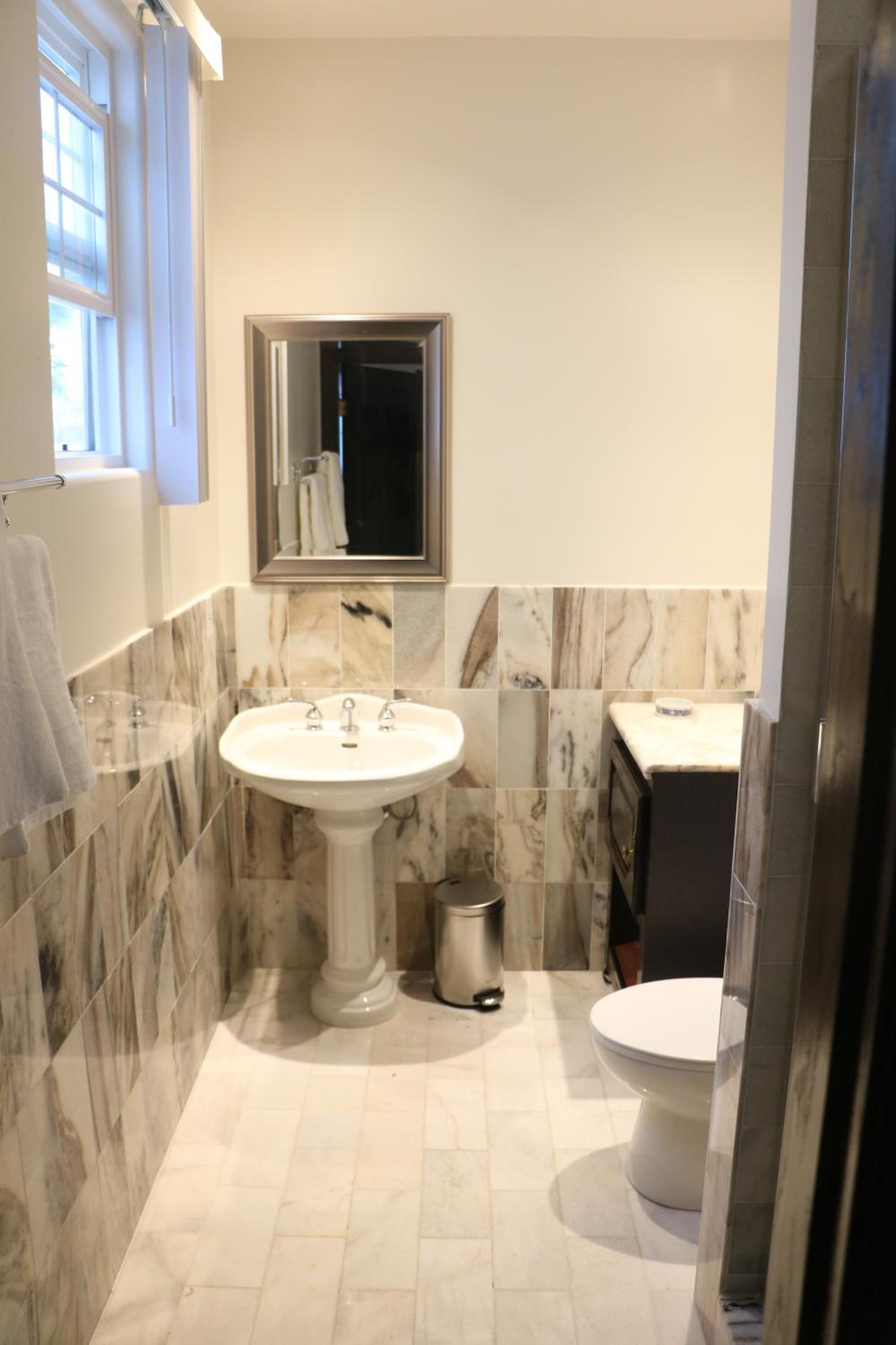 Entire Second Flr - Santa Monica Luxury Roman Villa
