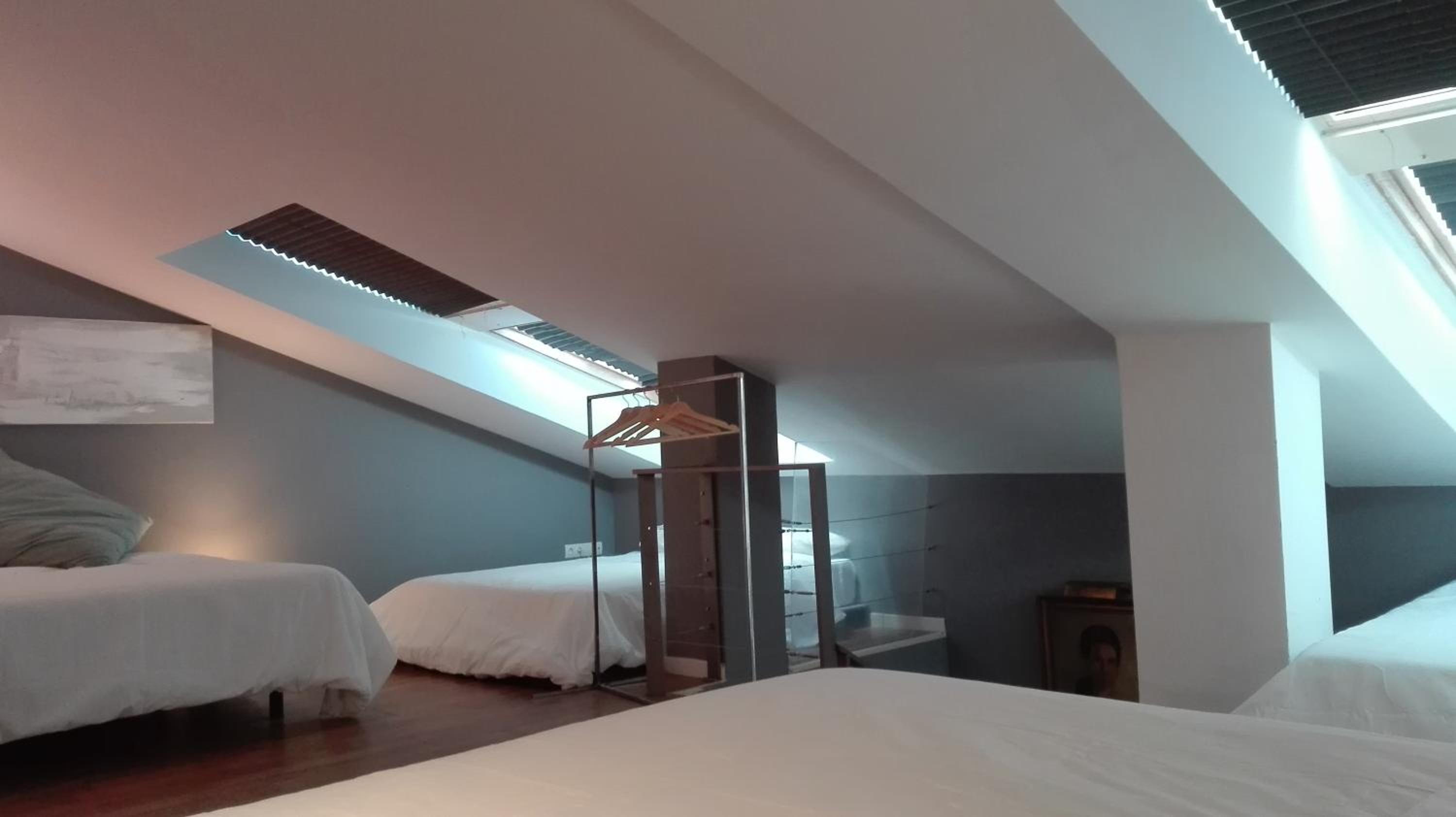 TOLETUM low cost LOFTS diáfanos o 2dormitorios PARKING Municipal Gratis al aire libre a 100m