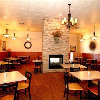 Trails End Motel Sheridan view 4