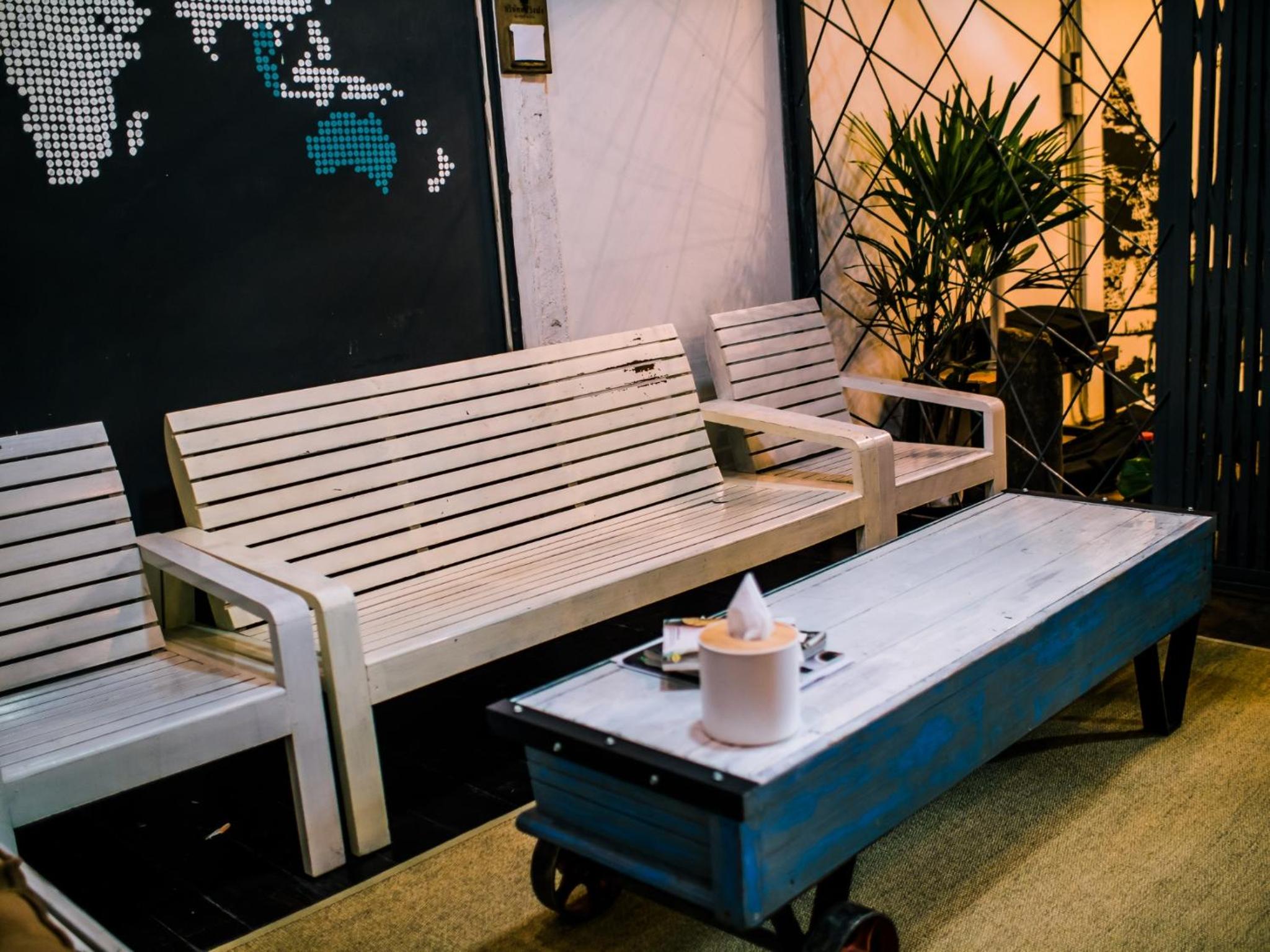Zeds Hostel Bangkok