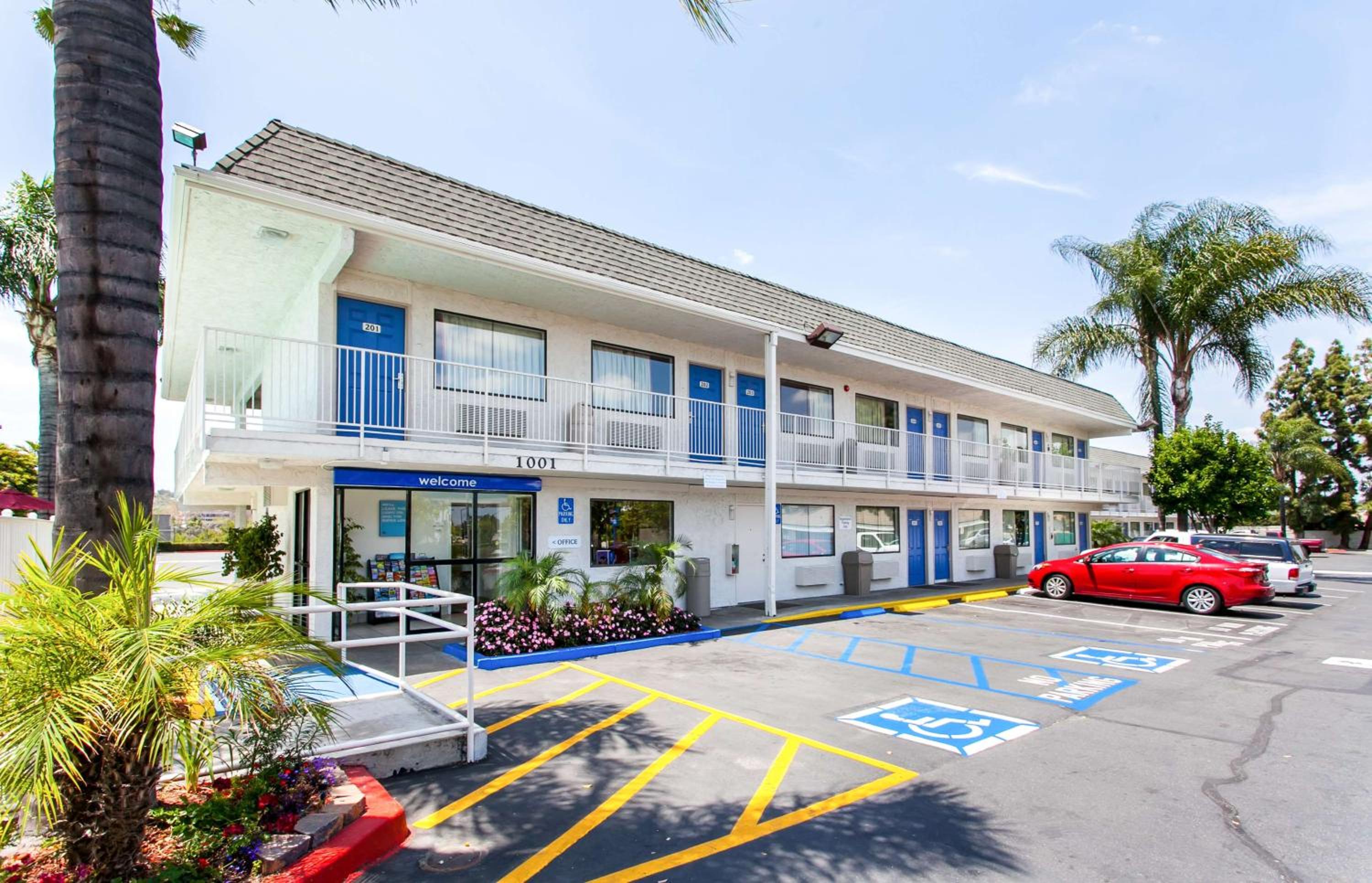 Rosemead Vacations - Motel 6-Rosemead, CA - Los Angeles - Property Image 47