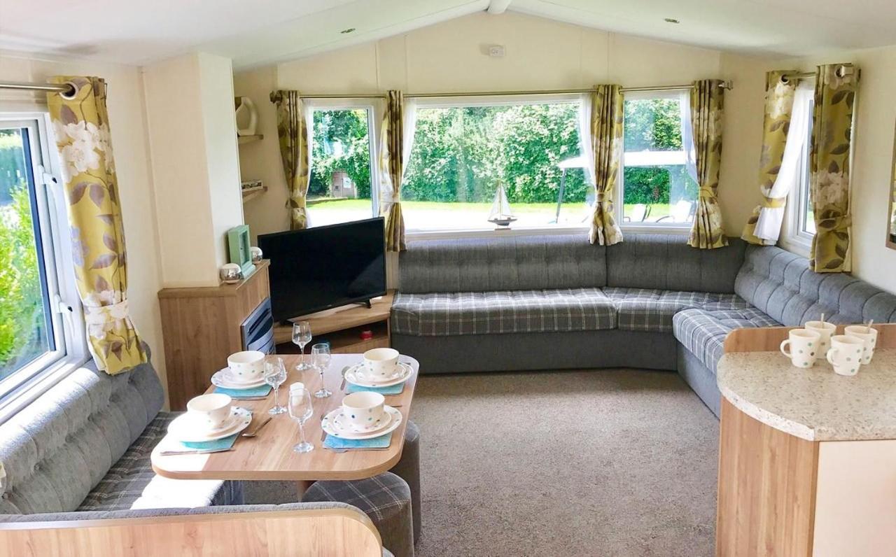 Mersea Island by Away Resorts, 사진 43
