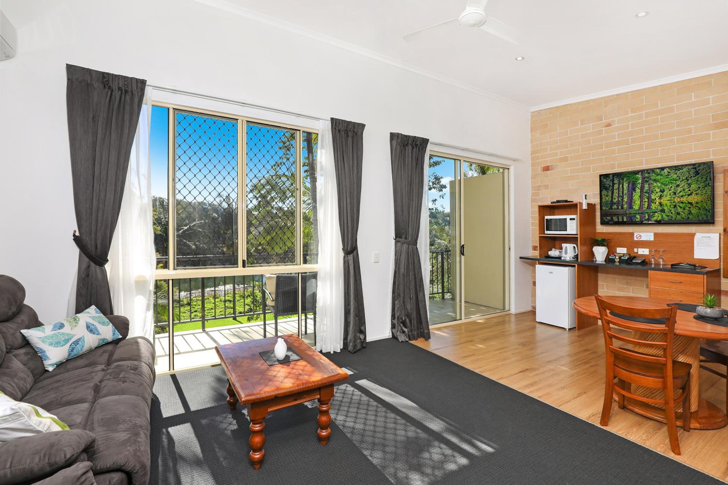 Caboolture Riverlakes Boutique Motel