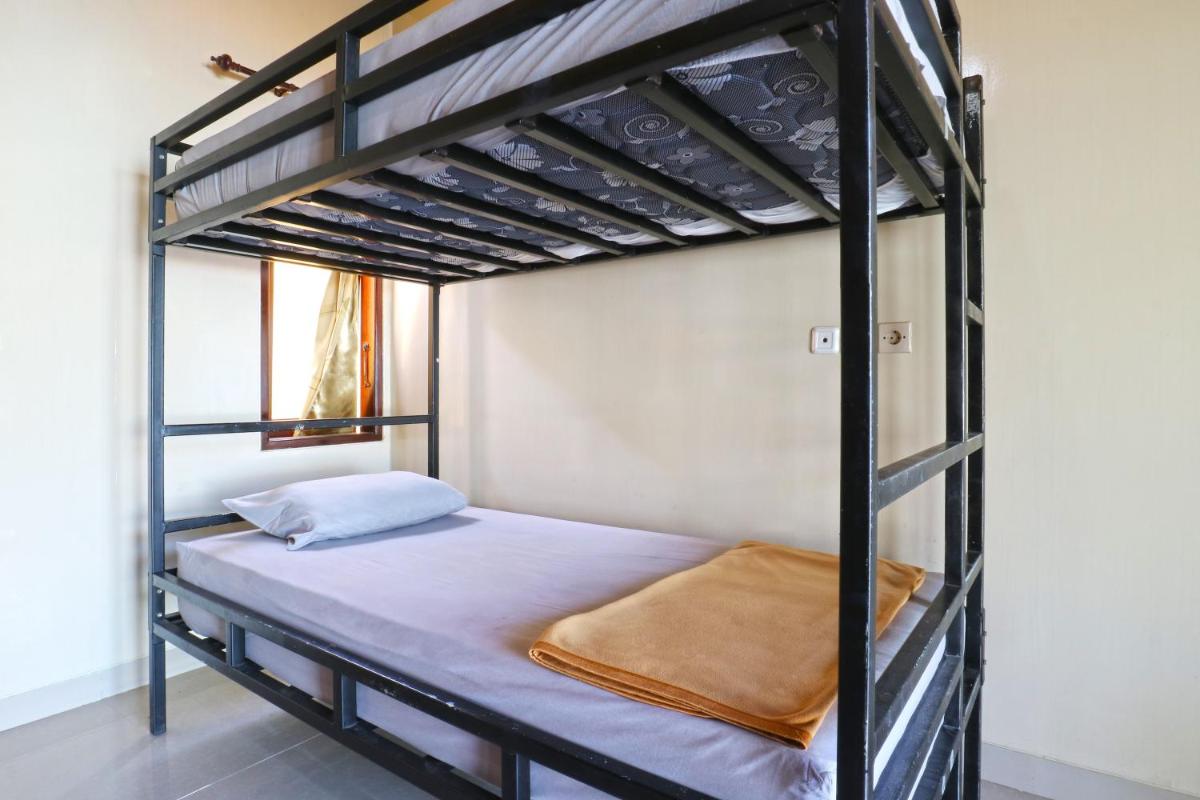 Hang Five Canggu Hostel