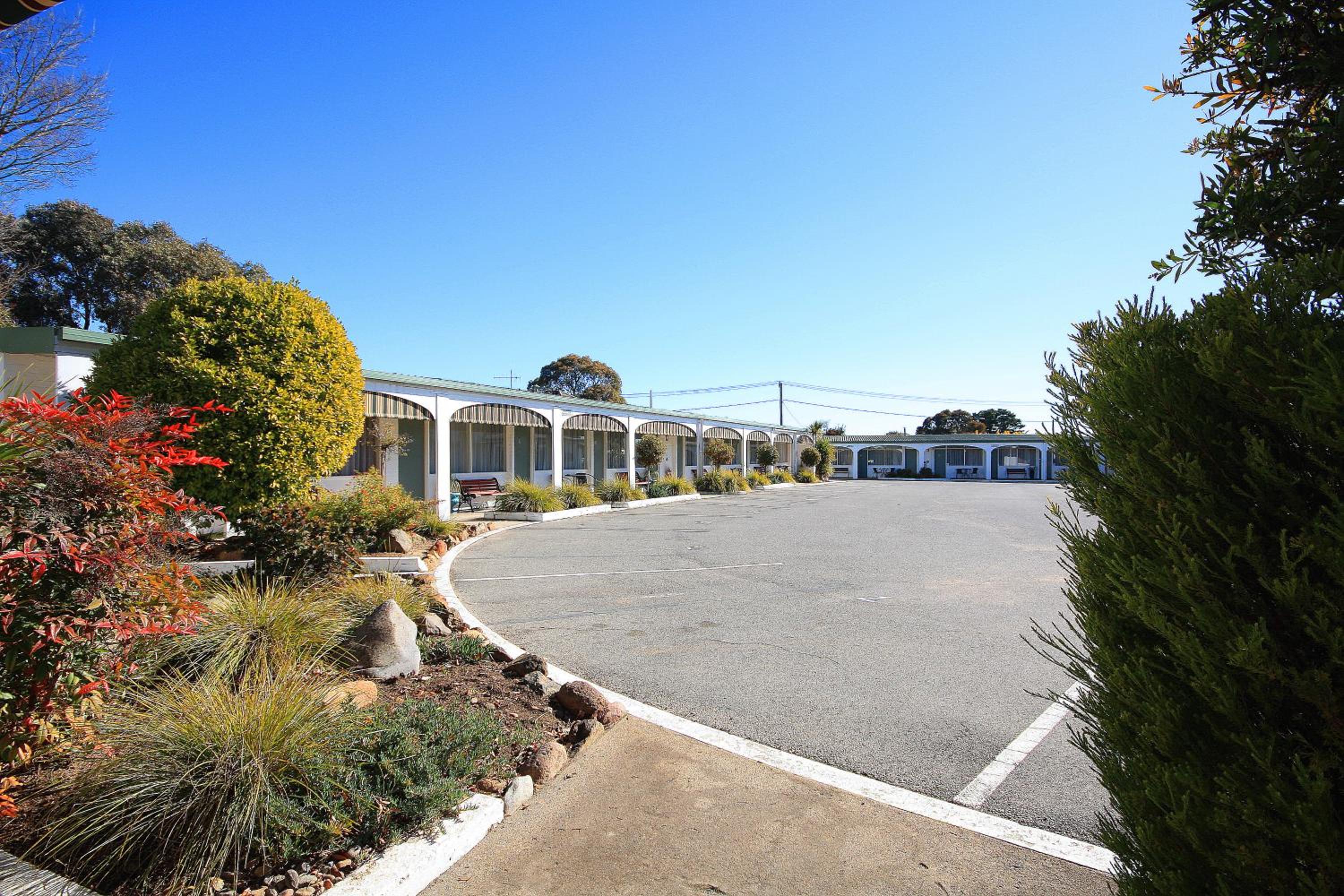 Hi Way Motor Inn