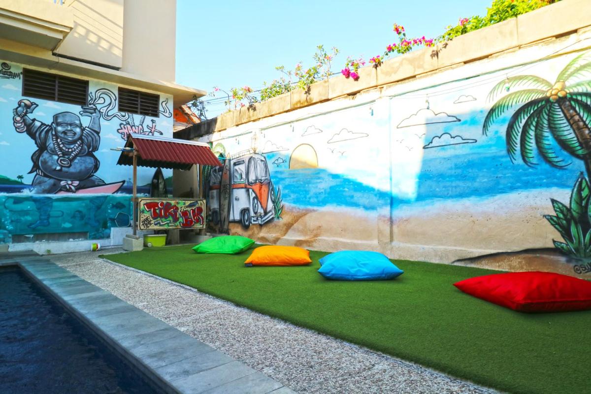 Hang Five Canggu Hostel