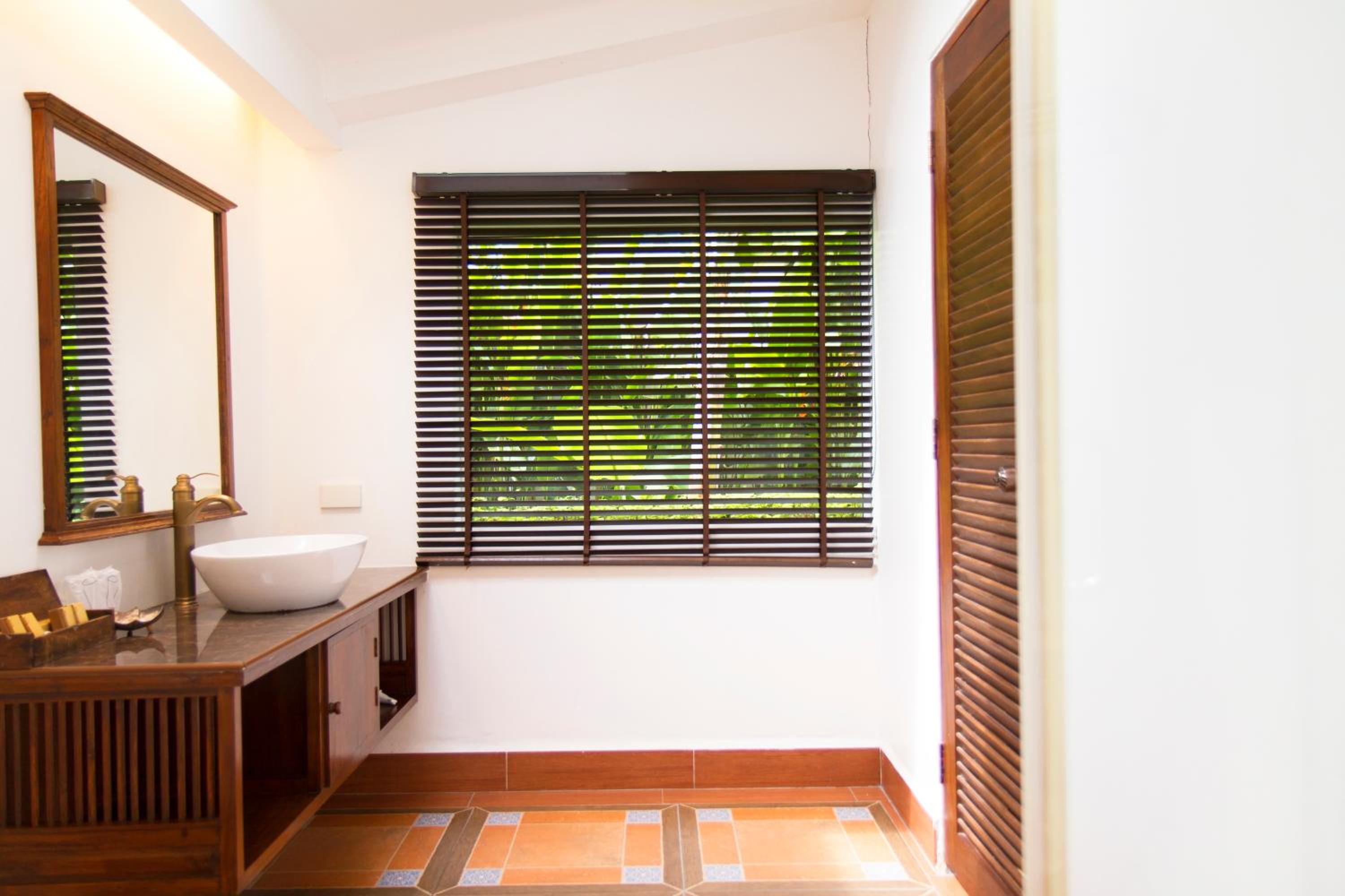E-outfitting Boutique Chiang Mai