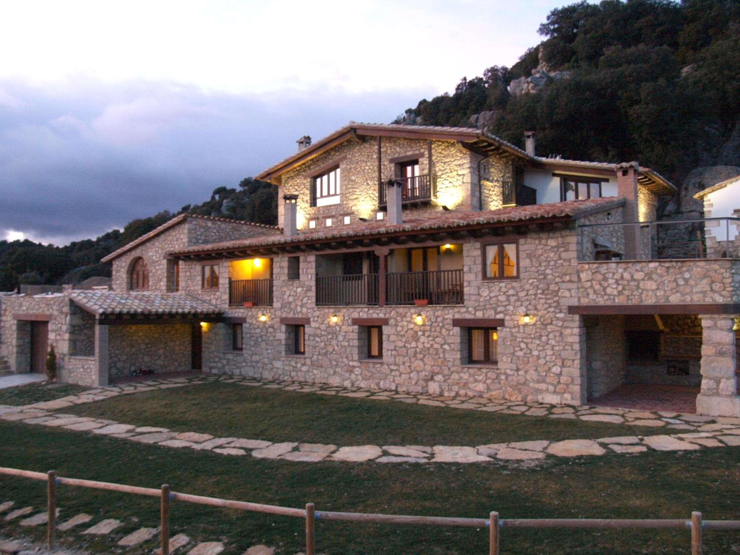 Font D'en Torres Solo Adultos view 3
