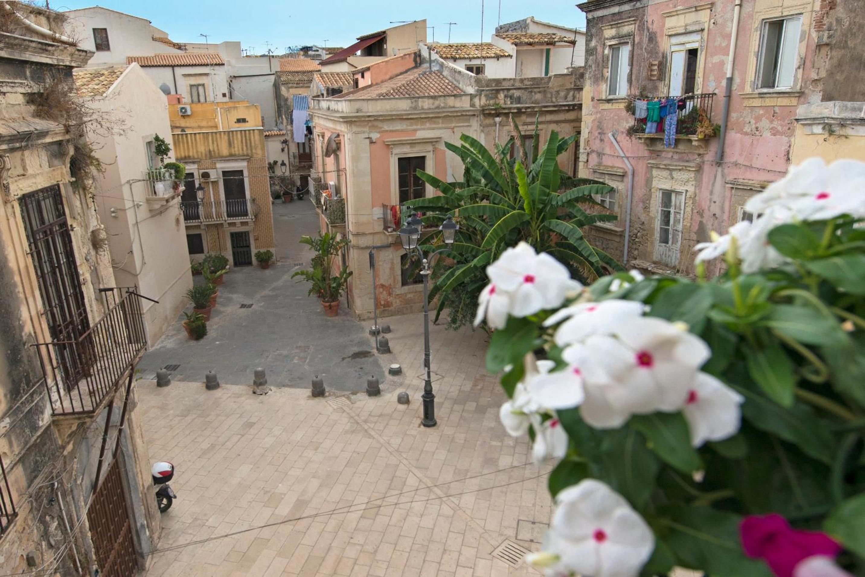 Le tre muse view 5