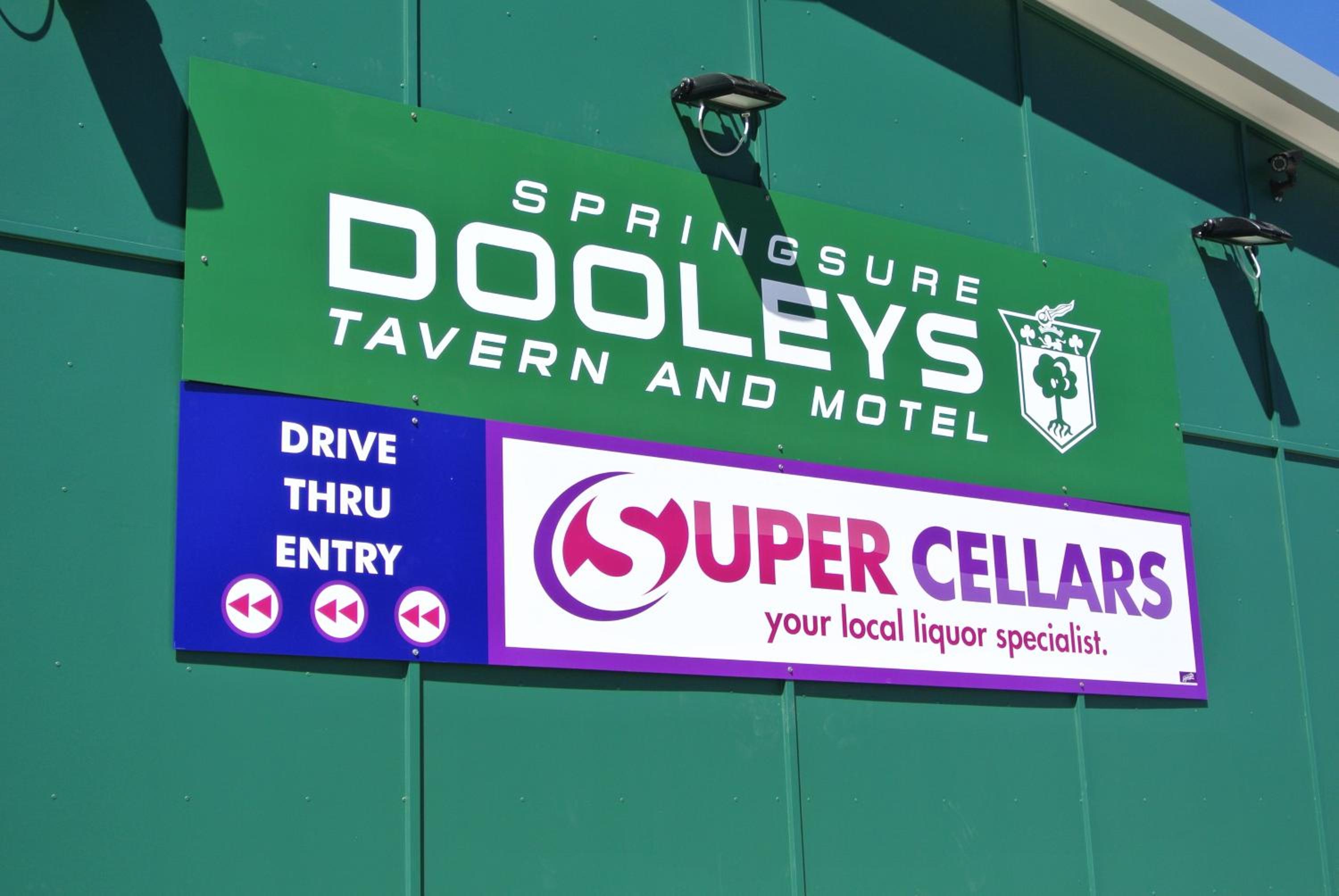 Dooley's Tavern & Motel Springsure