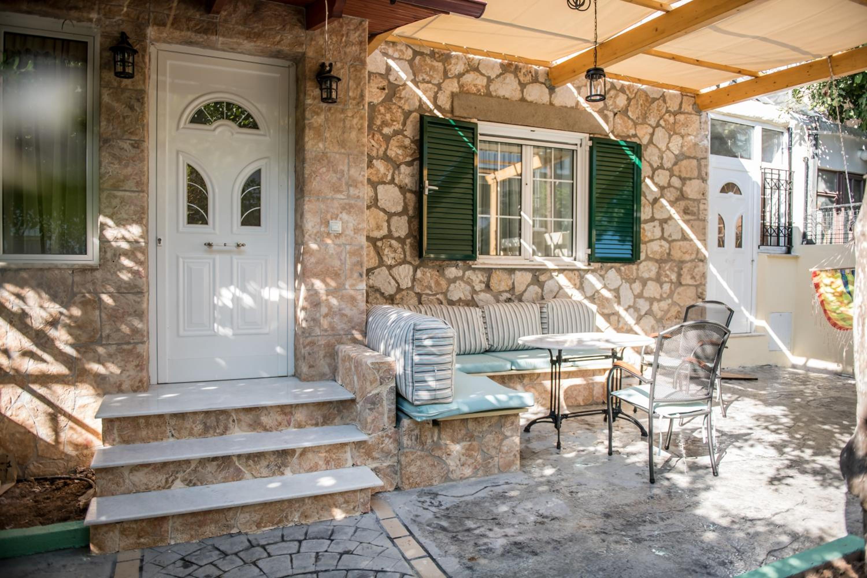Traditional Thiseio Home