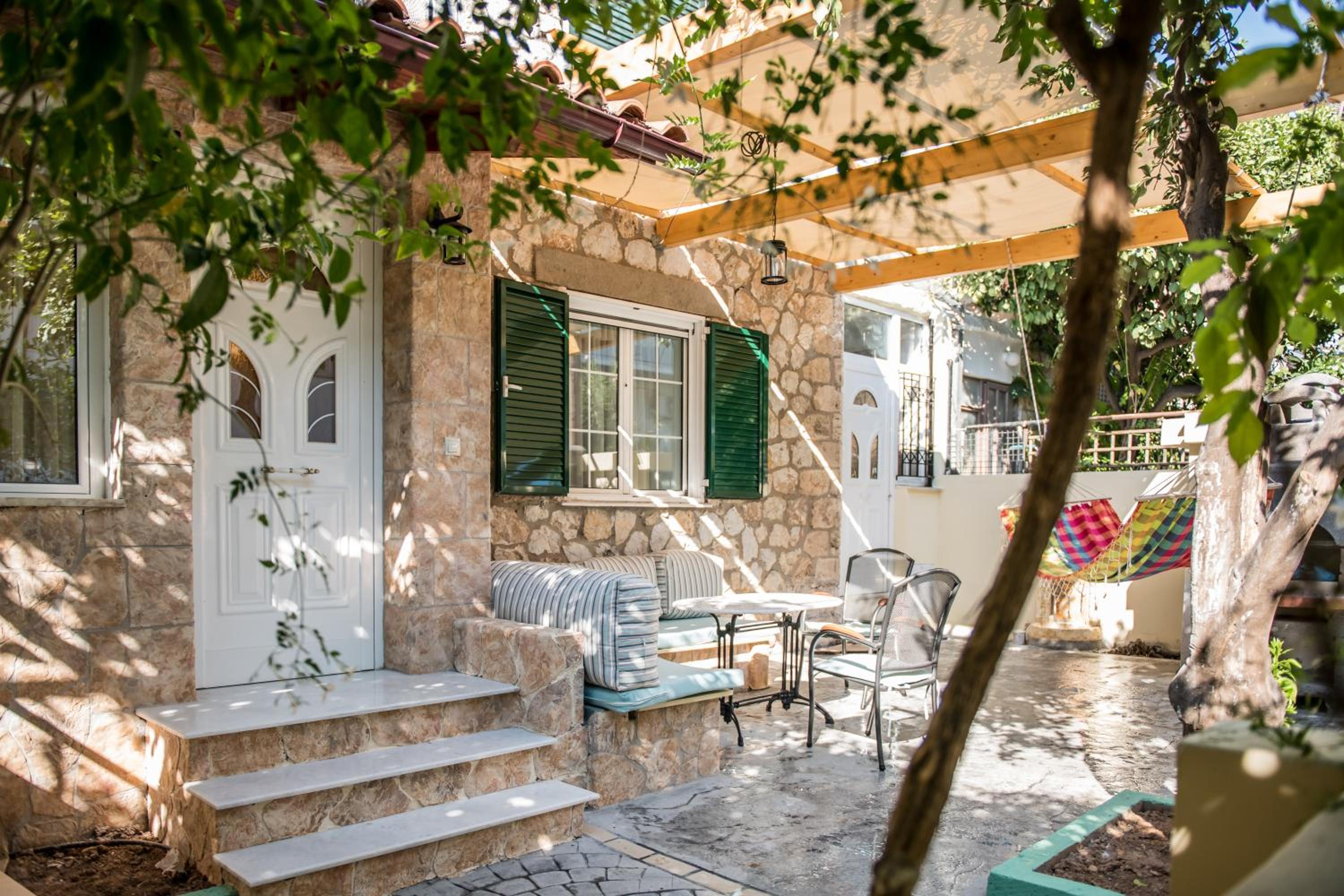 Traditional Thiseio Home