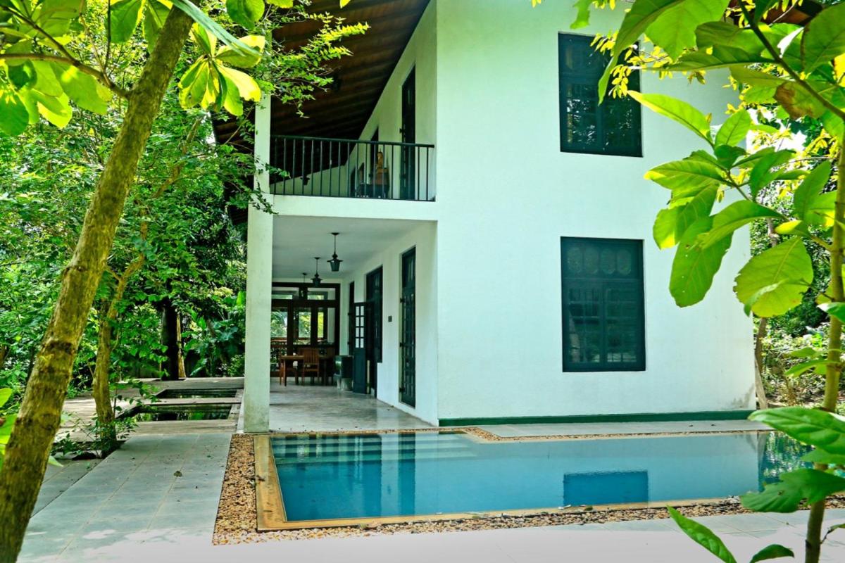 Villa by the Lake Bolgoda, Moratuwa-Colombo view 2