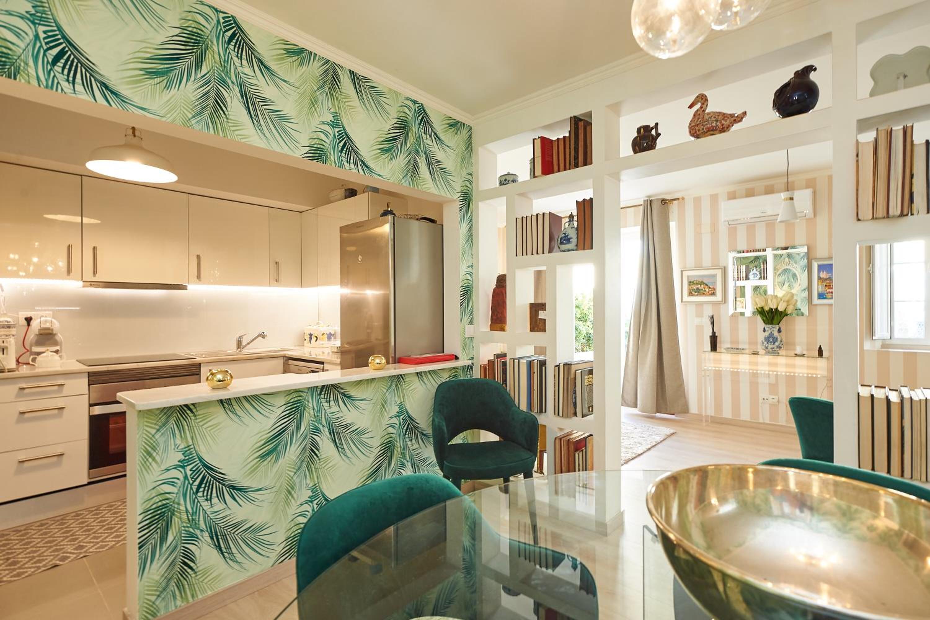 Luxurious triplex near the beach In Estoril view 5