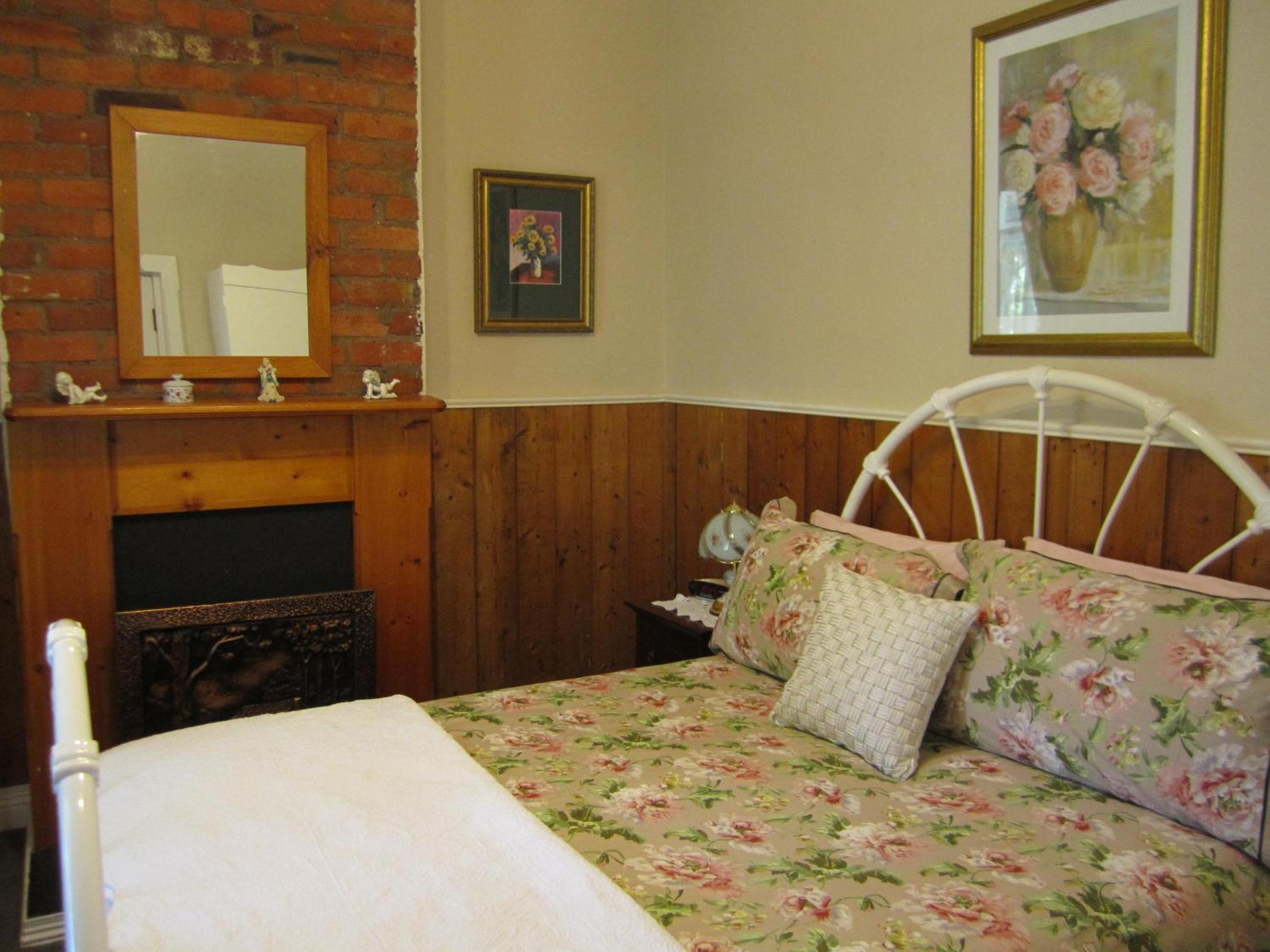 Arendon Cottage