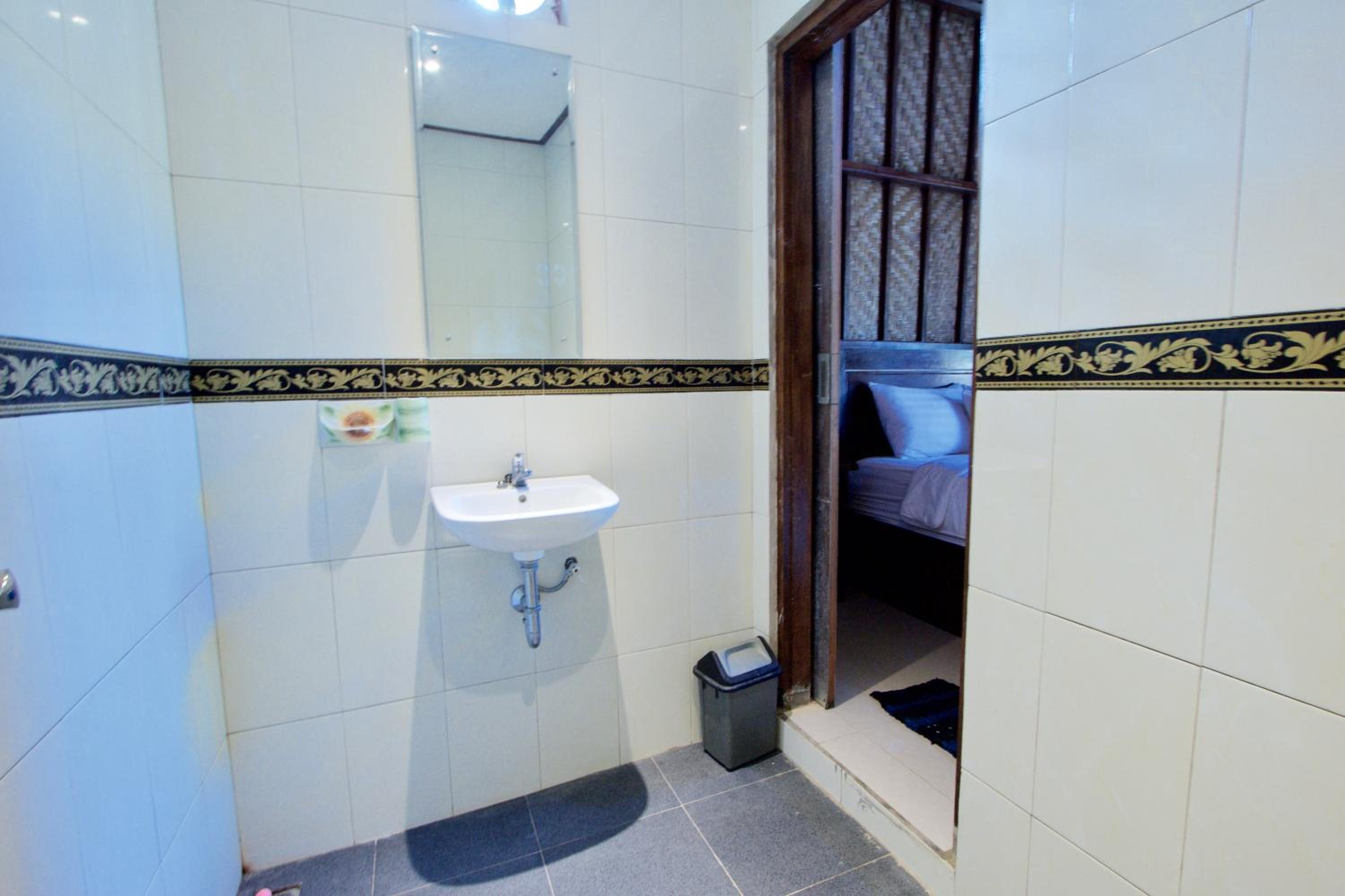 Adi Bungalow Nusa Penida