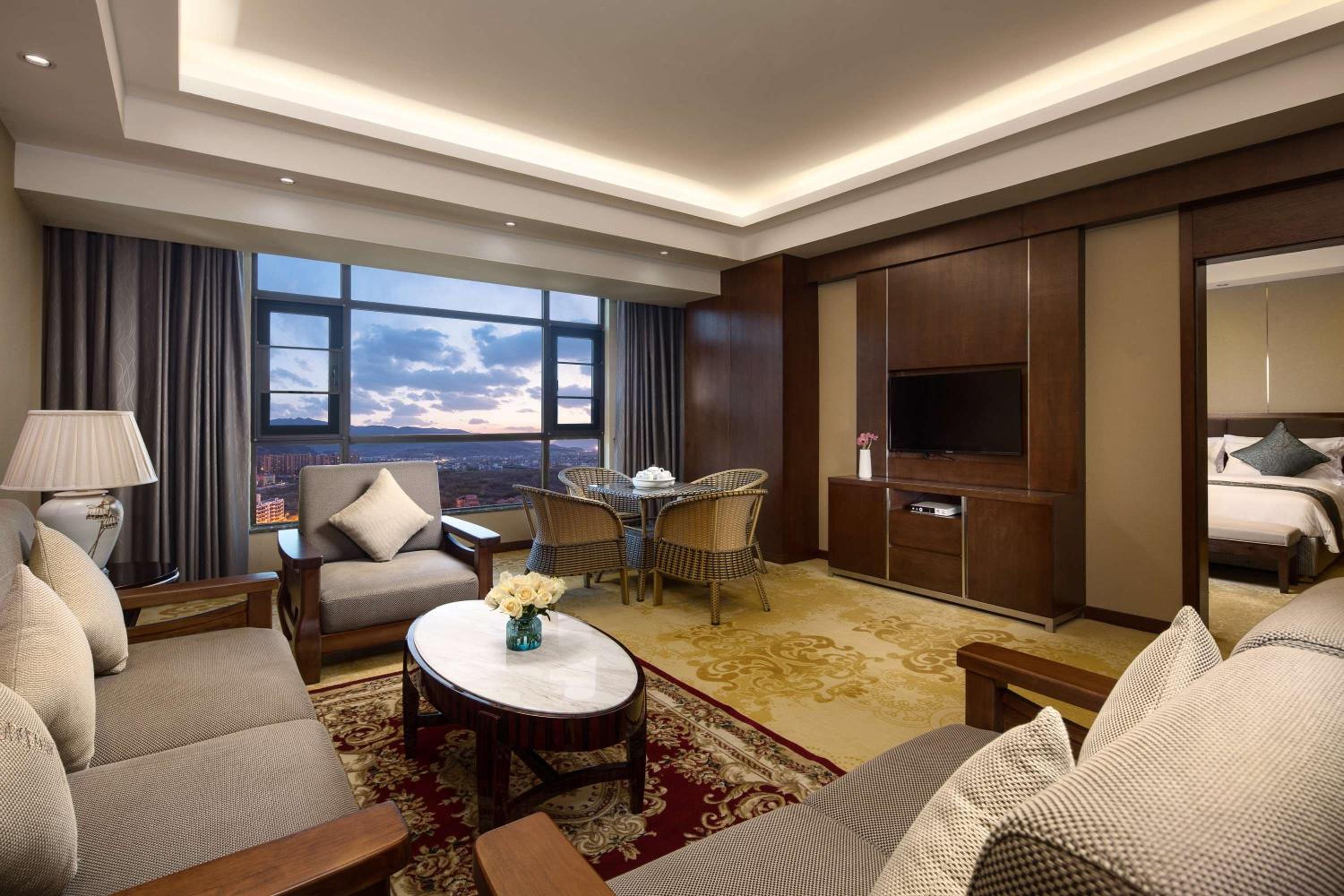 Ramada Huize