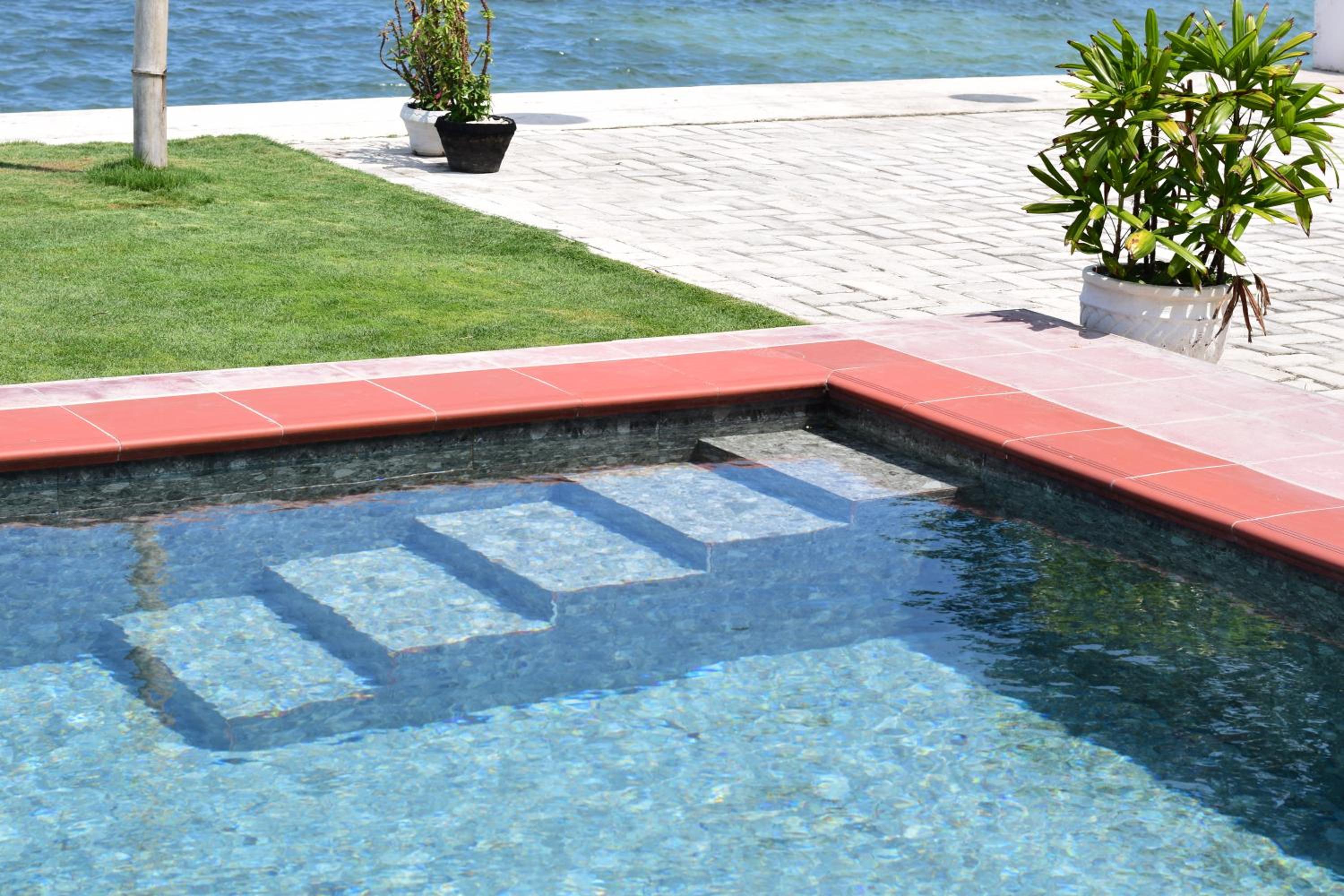 the beachhouse cebu
