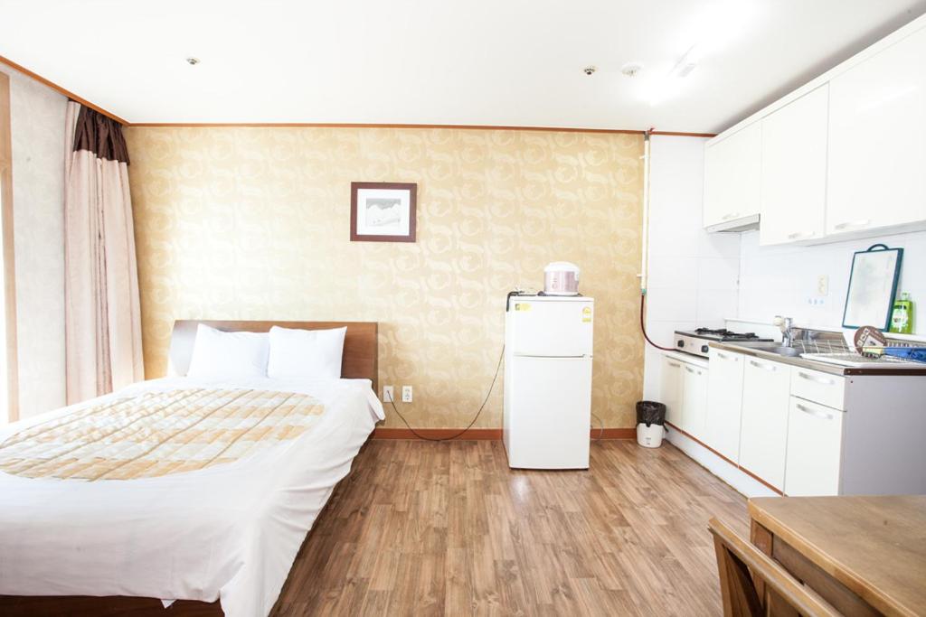Jeju Ilsung Beach Condo