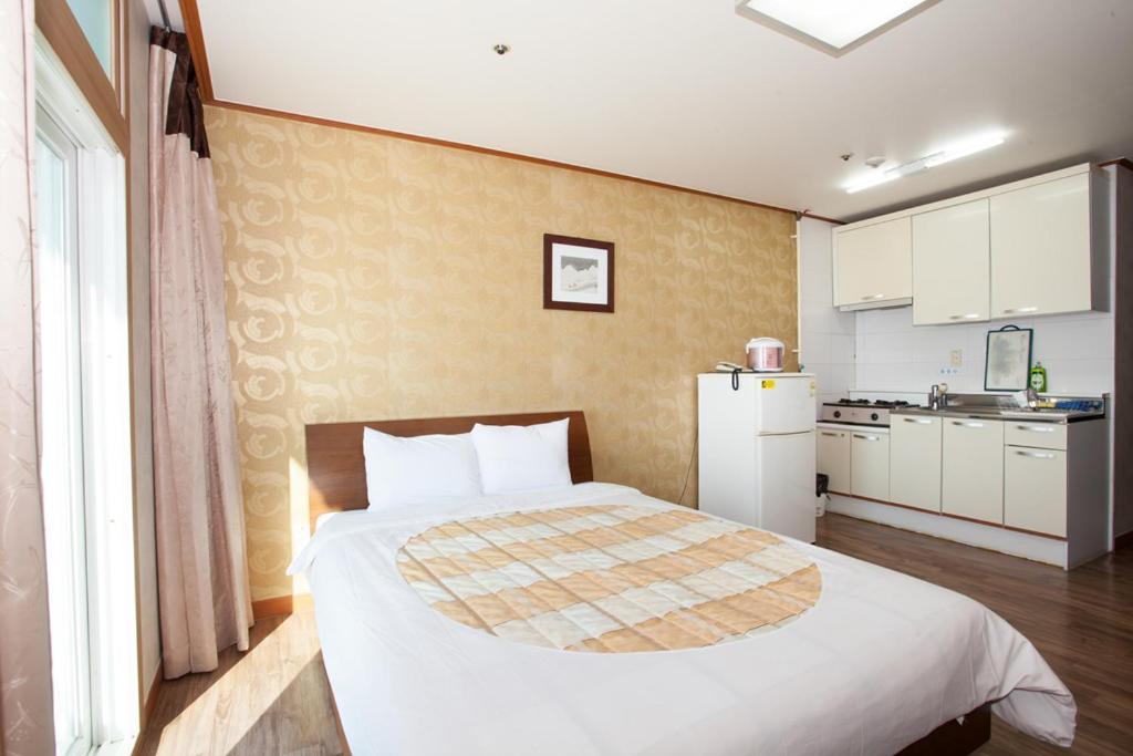 Jeju Ilsung Beach Condo