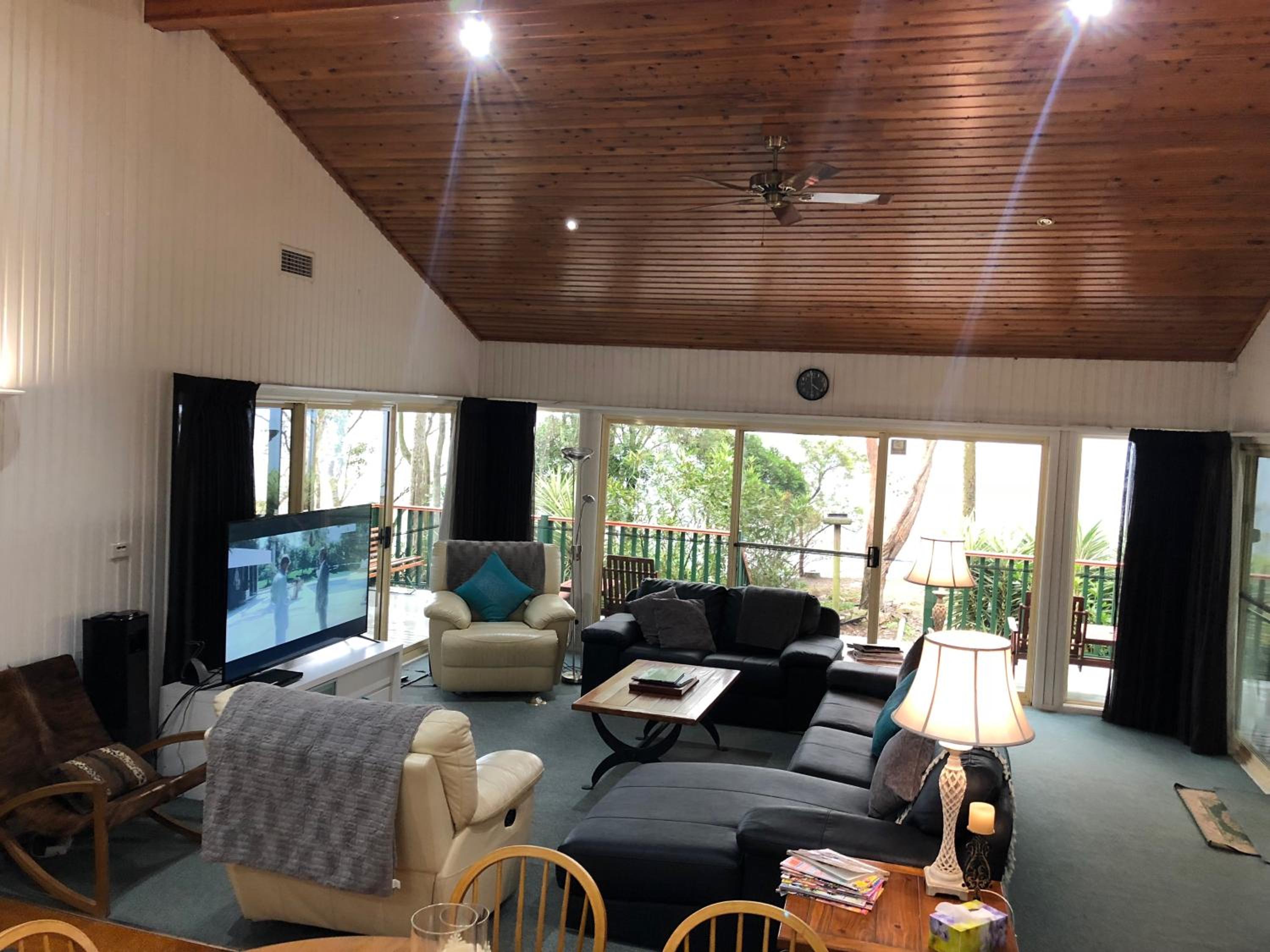 Valley View Luxury Retreat